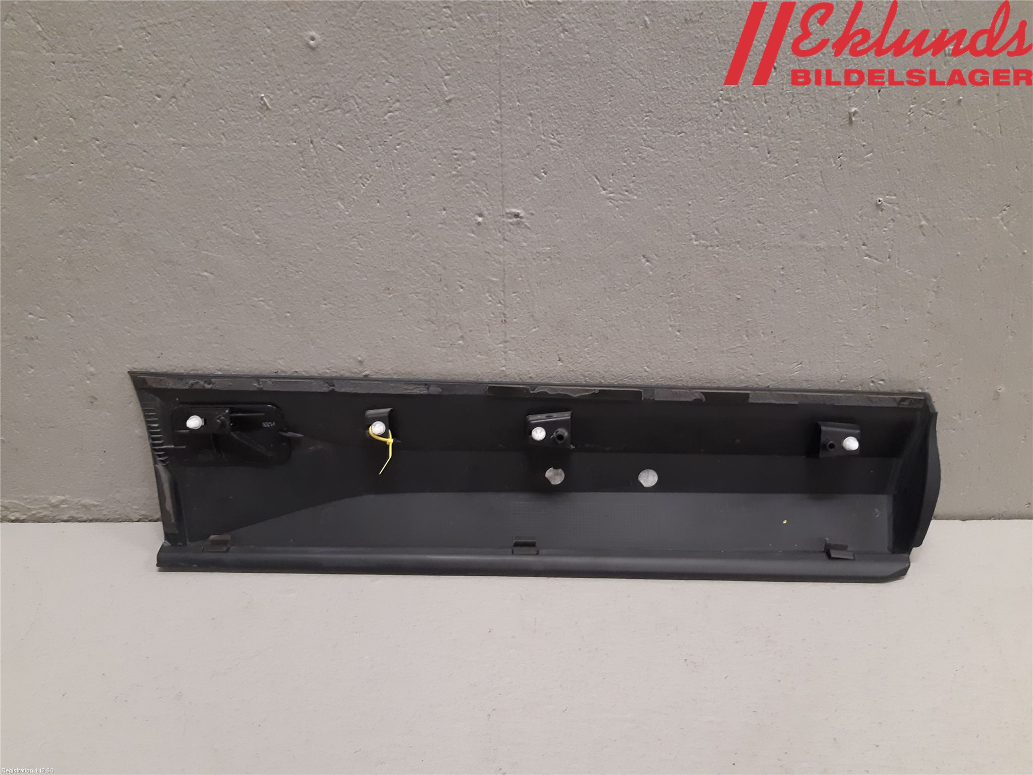 Skoda ENYAQ iV 21- Dörr Dekorlist Bak Vä