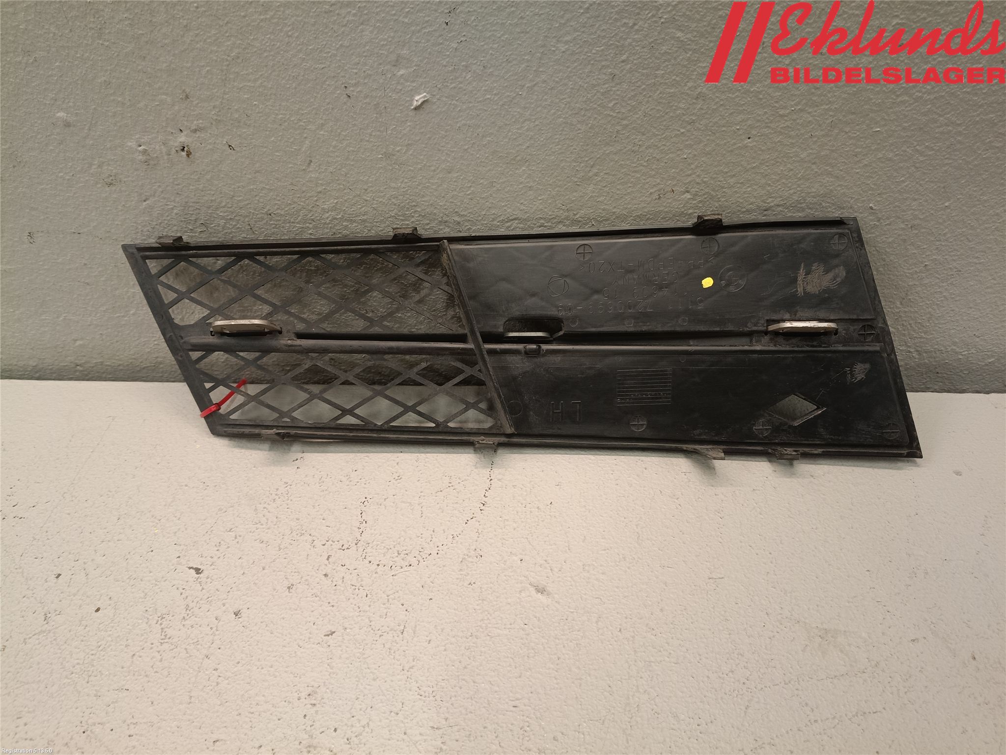 BMW 5 F10/F11/F18 09-17 Dimljussarg Fram