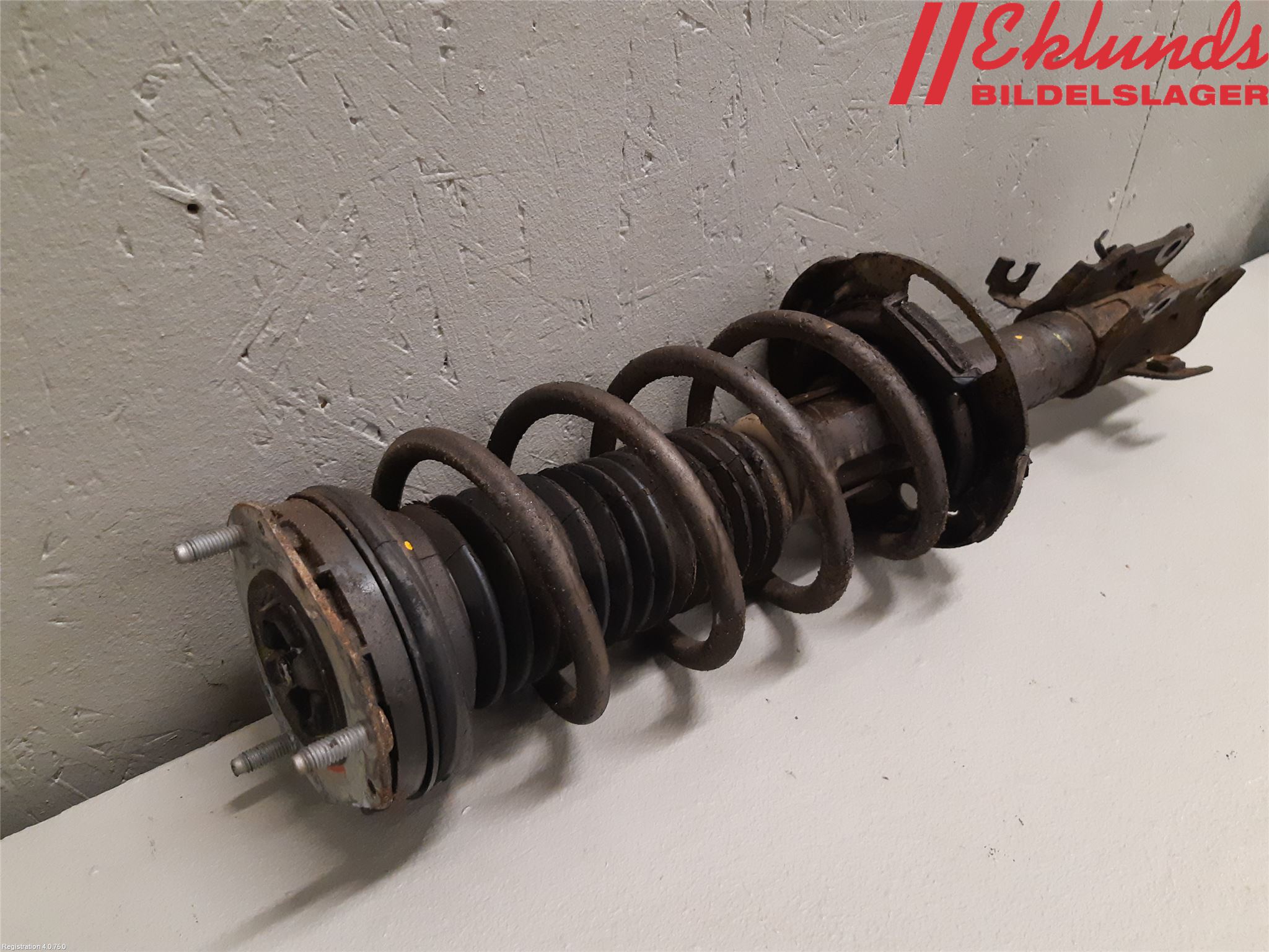 Ford KA+ 16-20 Fjäderben Fram Vänster