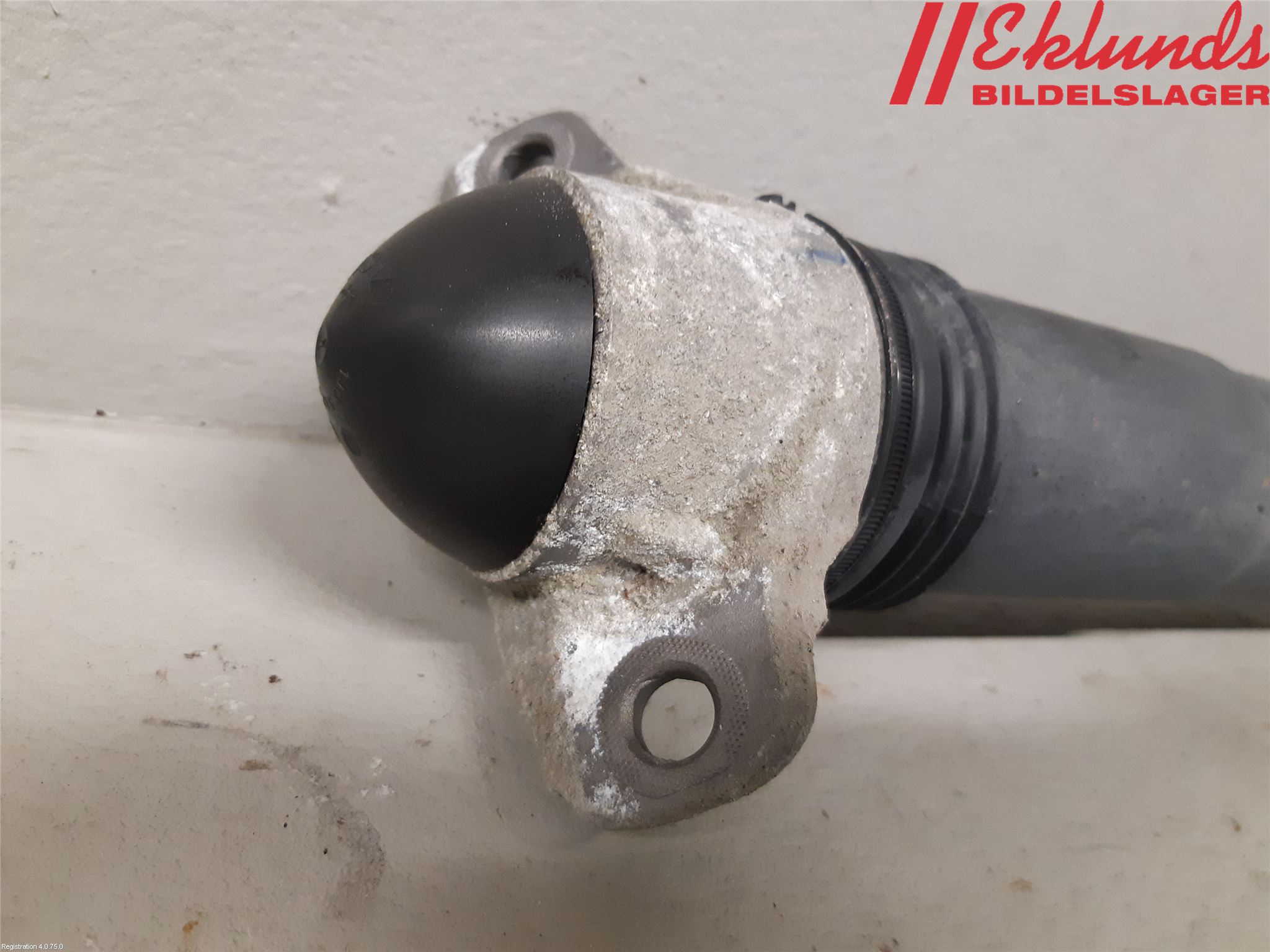 Seat ATECA 16->> Stötdämpare Bak