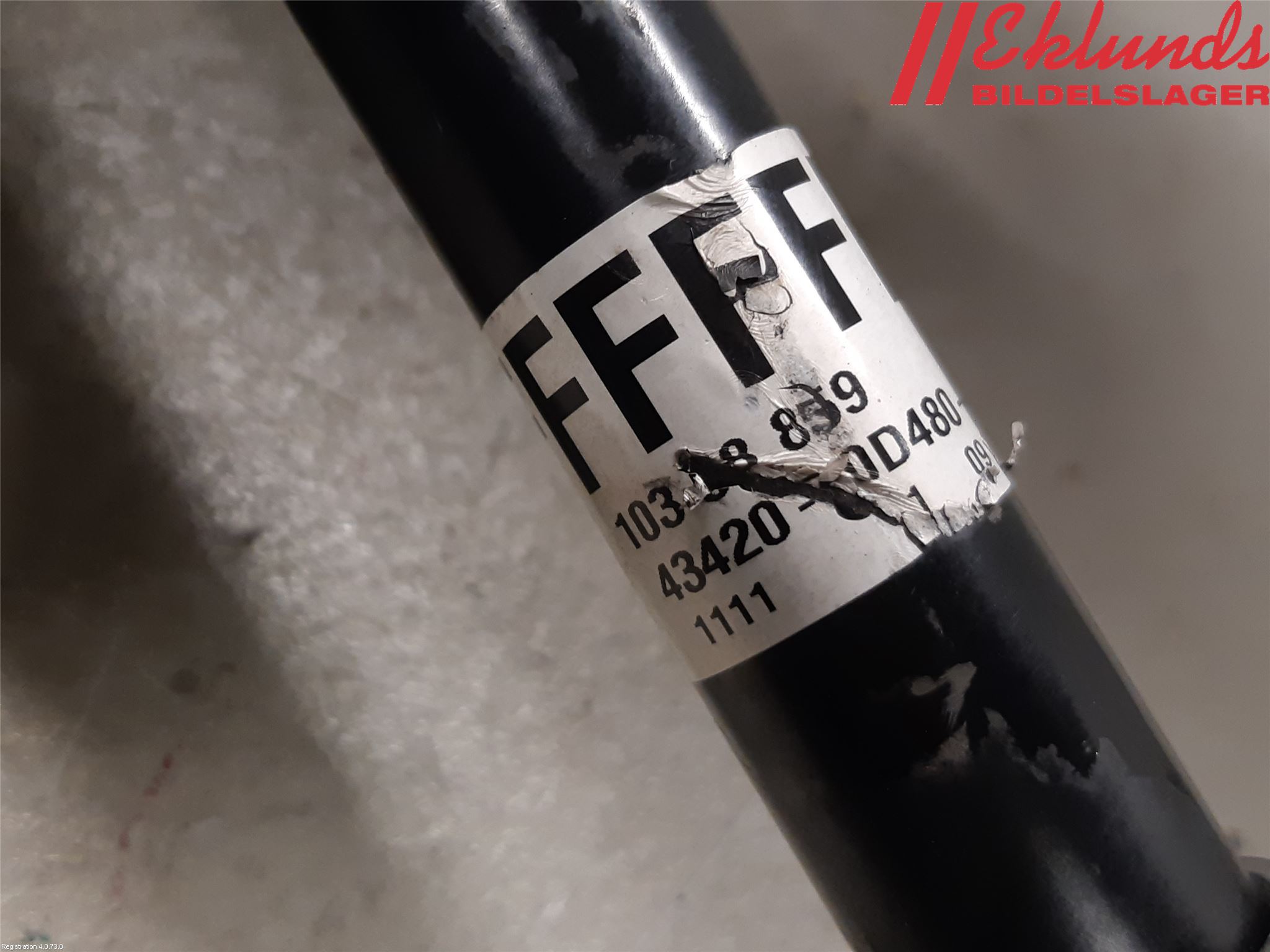 Toyota YARIS XP130 15-20 Drivaxel Fram Vänster