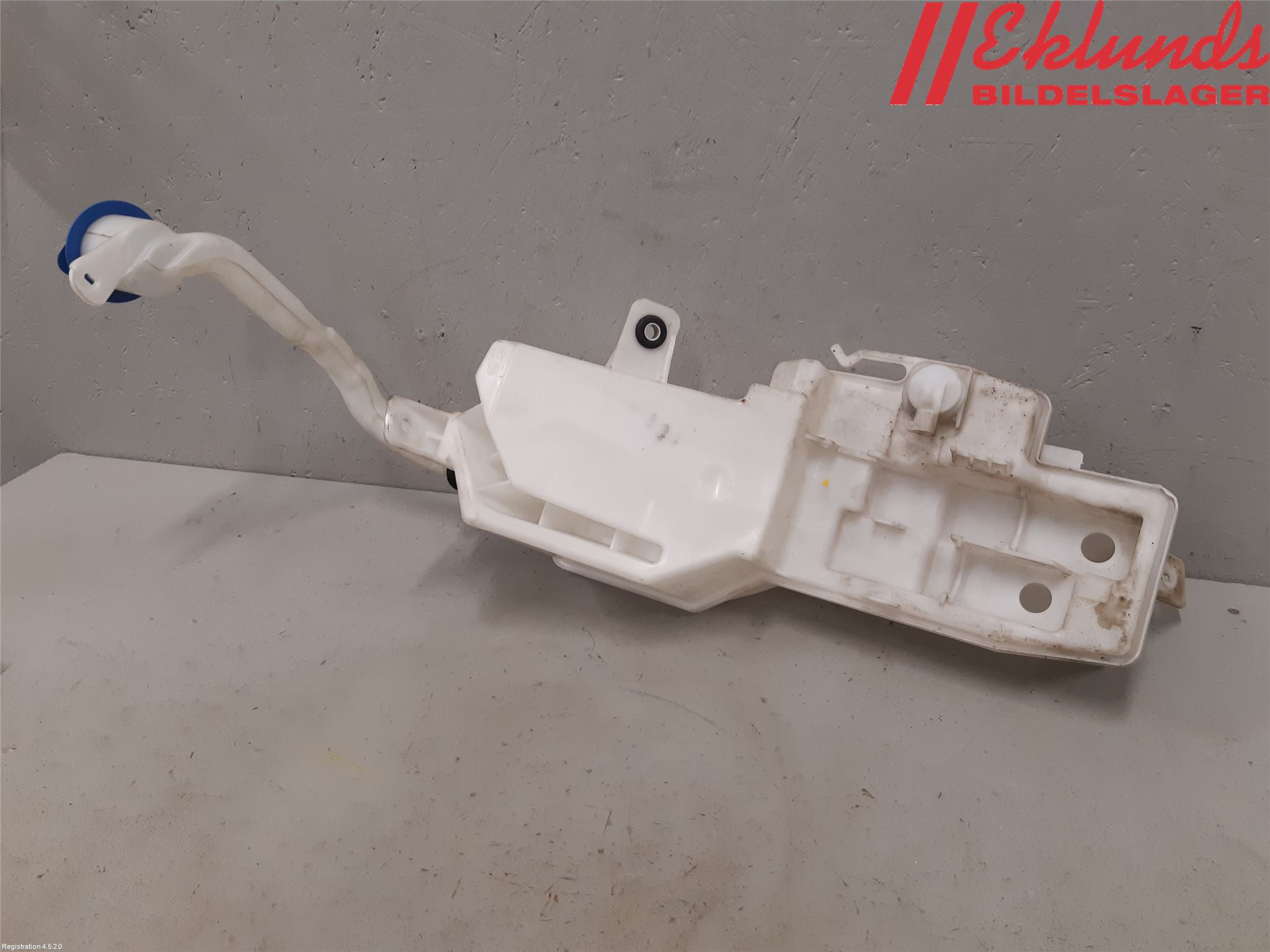 Volvo V90 17->> Spolarpump Högtryck