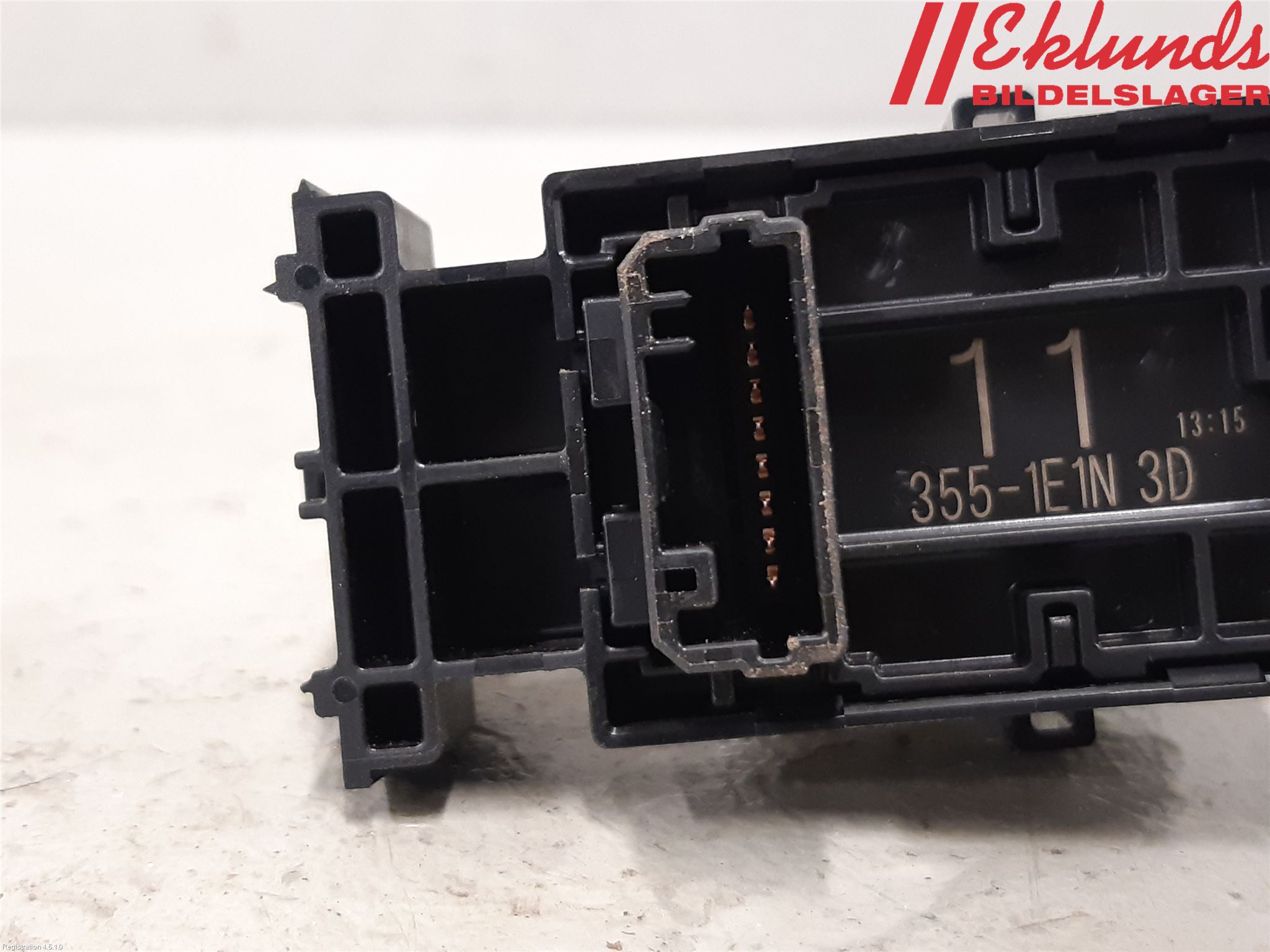 Toyota COROLLA 19- Strömställare Elhiss