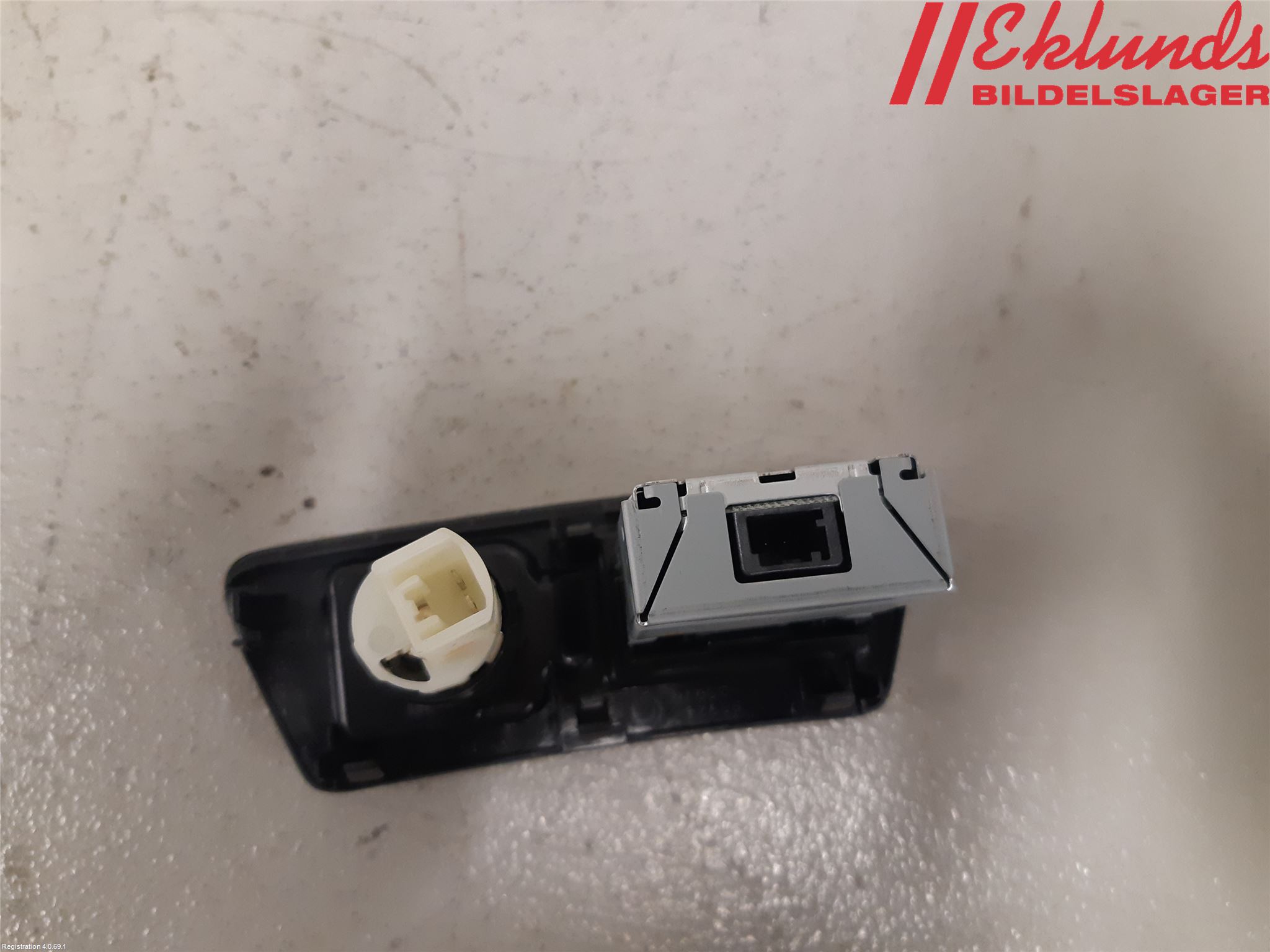Lexus ES 250/300/330 Usb Connection