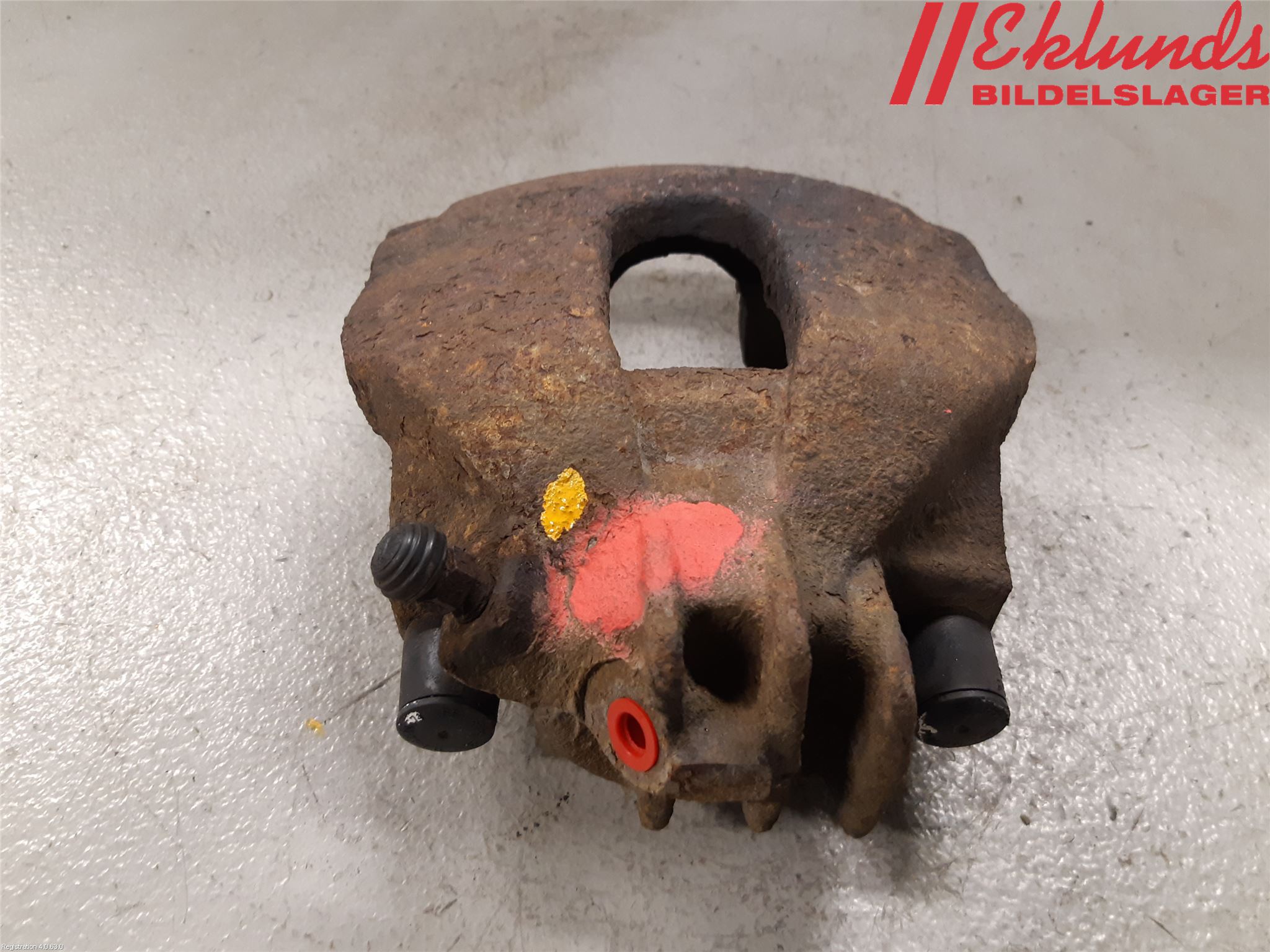 Volvo XC70 05-07 Bromsok Fram Vänster