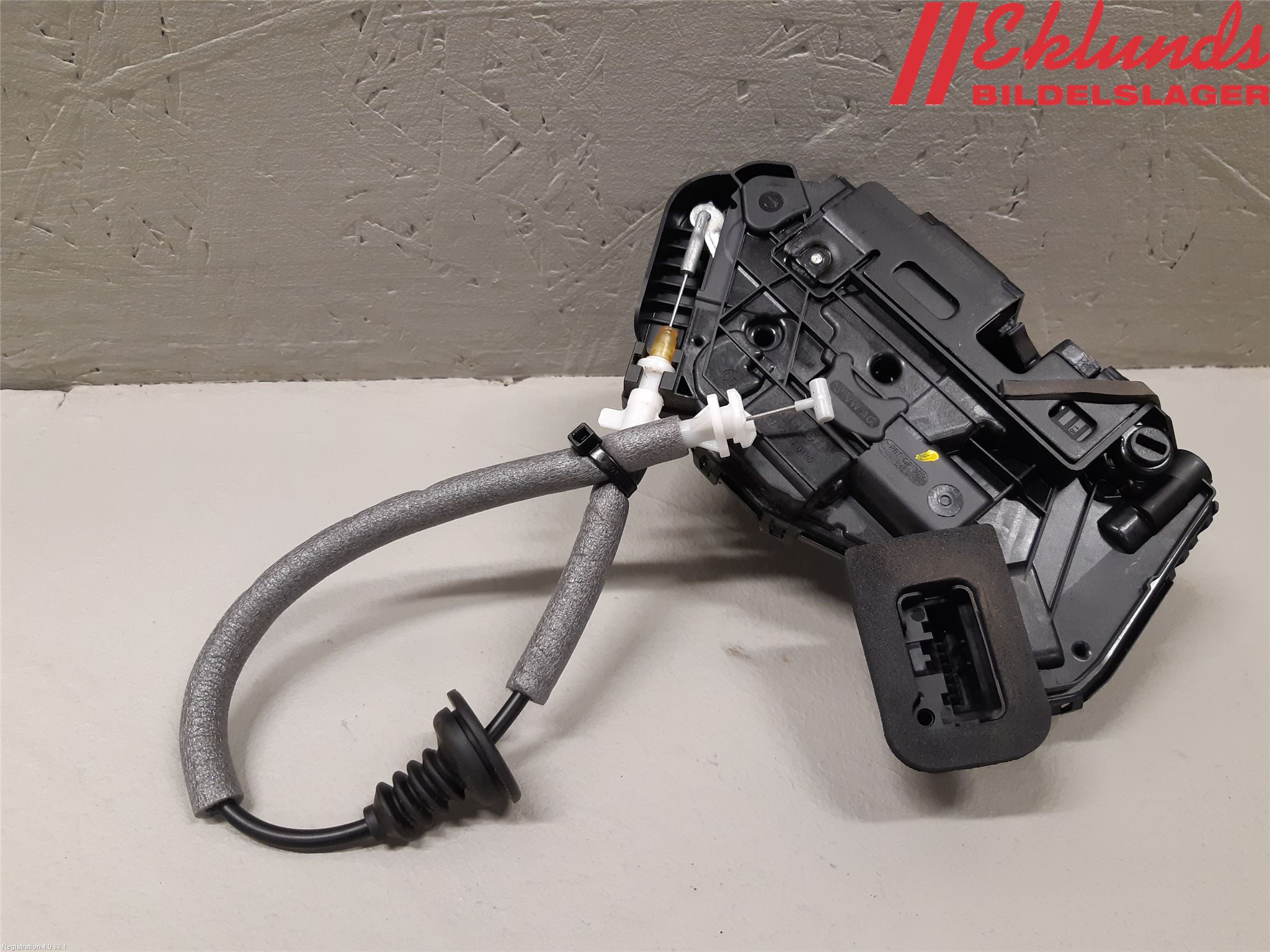 Skoda KAROQ 18- Låskista-Dörrlås