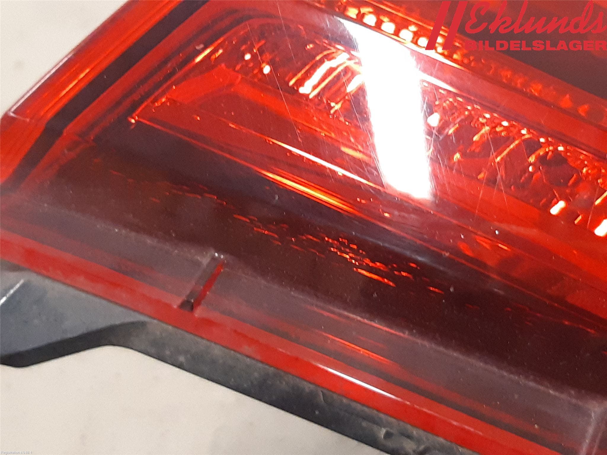 Subaru OUTBACK 15-20 Bakljus Lucka Hö