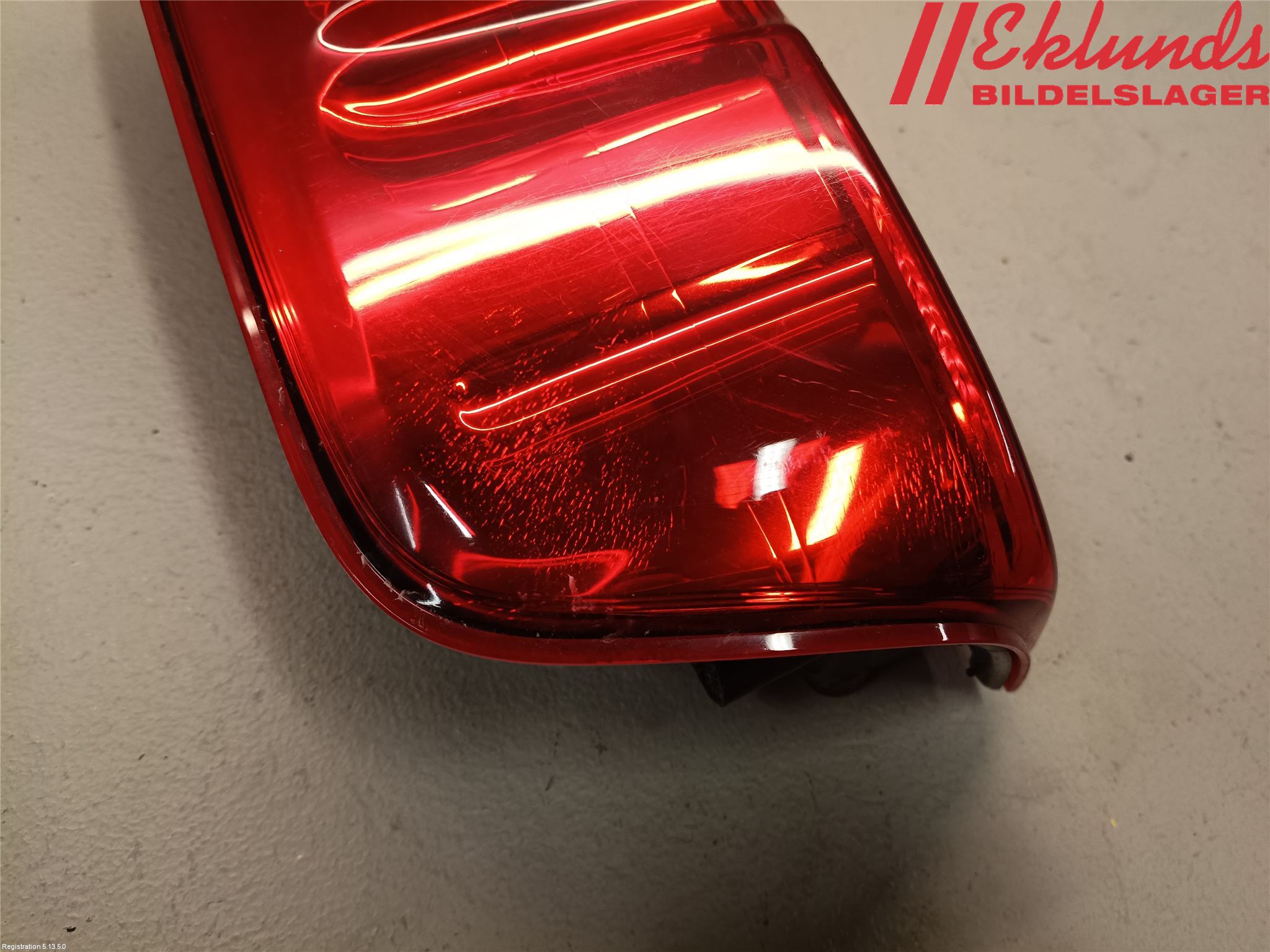 Nissan NAVARA 05-16 Bakljus Höger