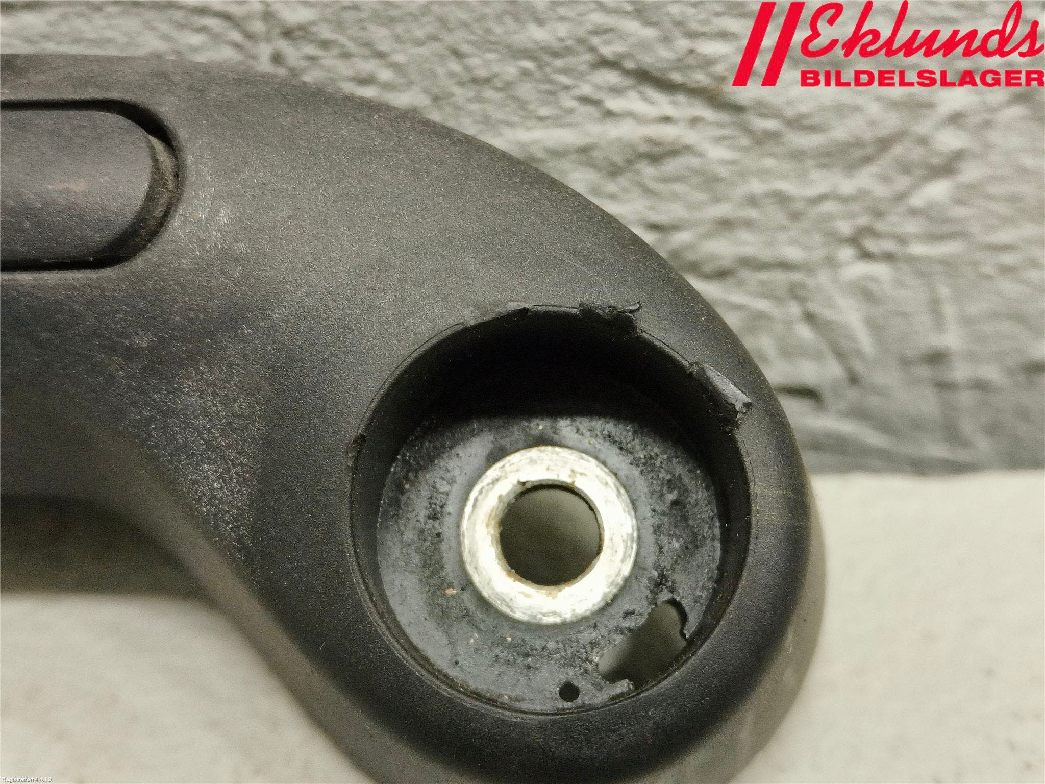 Volvo V70 08-13 Torkararm-Bakruta