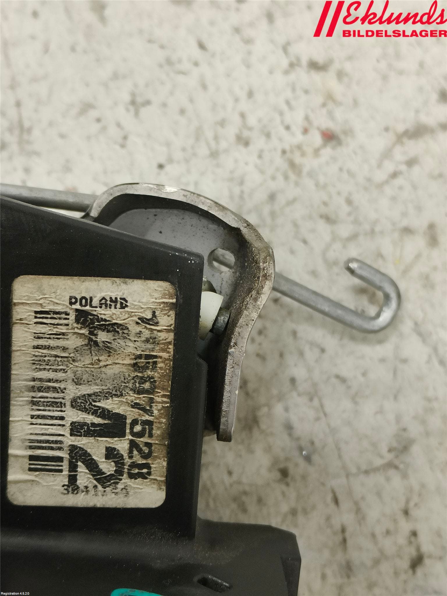 Opel INSIGNIA 17- Låskista-Dörrlås