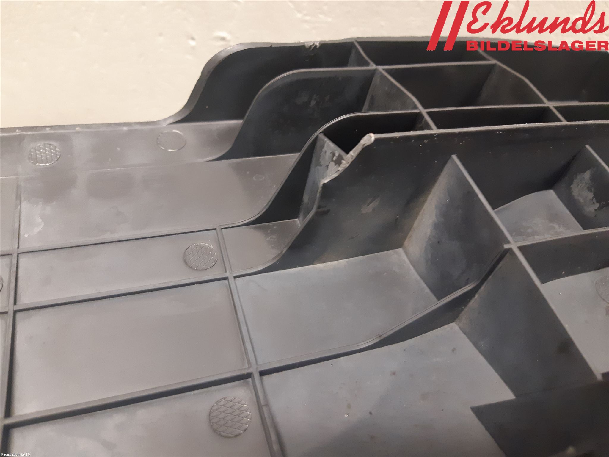 Volvo V40 12-19 Deflektor Plåt-Plast Kylning