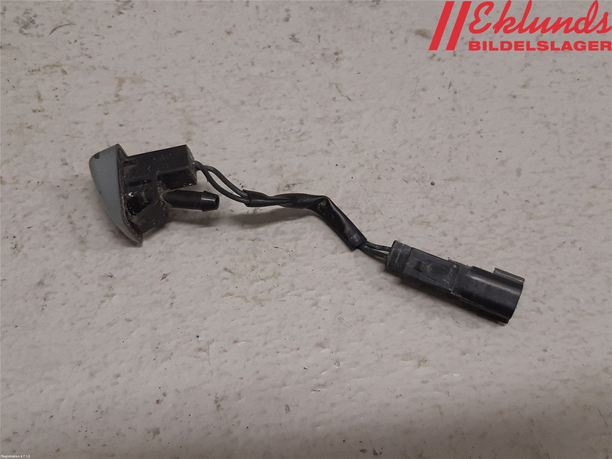 Volvo V70 14-16 Spolarmunstycke Rutor