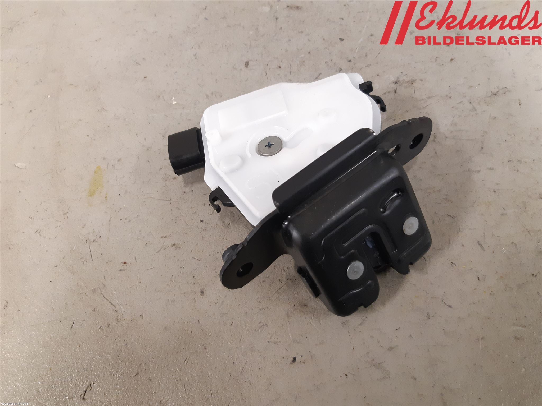 Toyota COROLLA 19- Låskista Baklucka