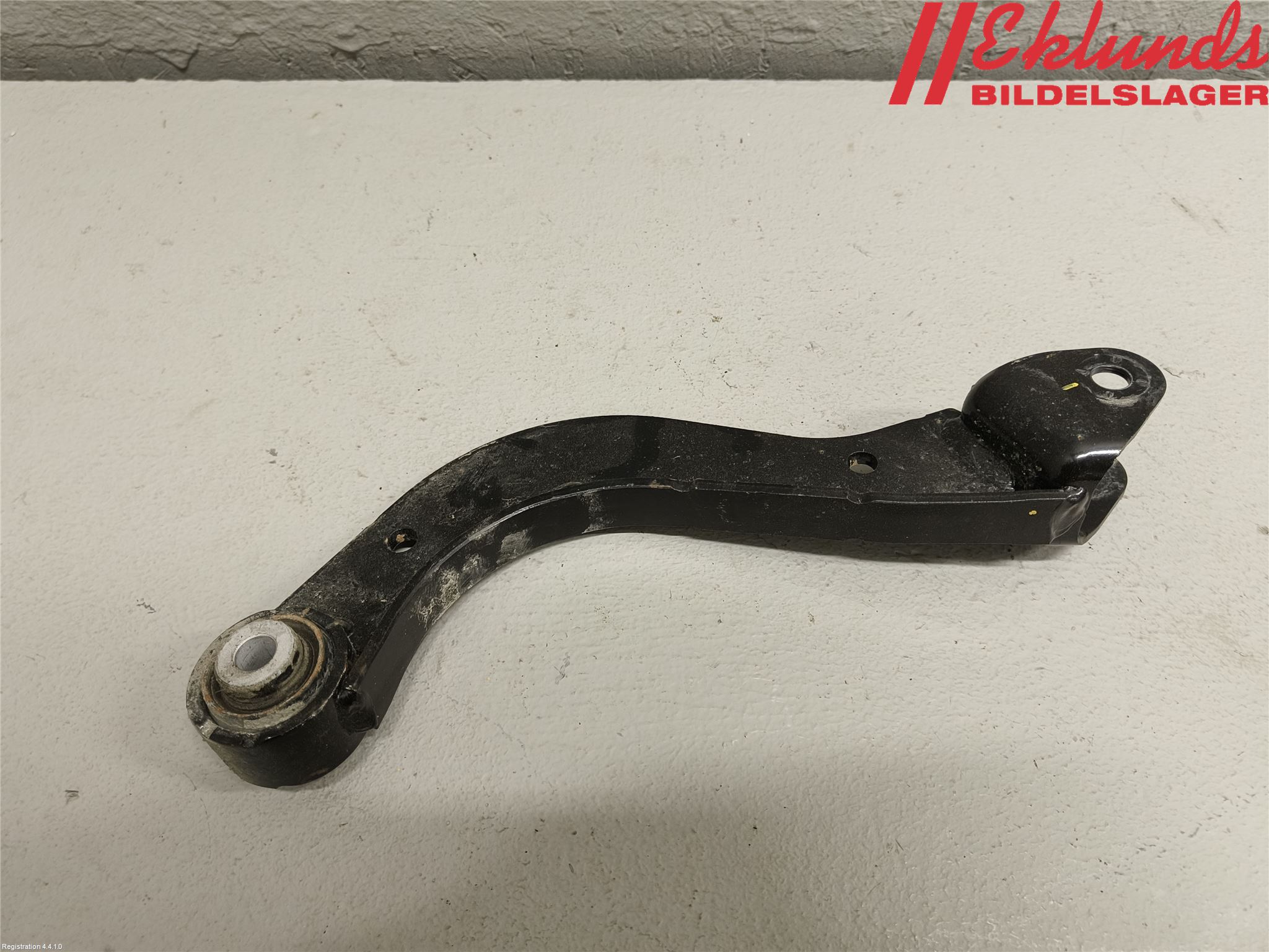 Toyota bZ4X EA10 22- Bärarm Bak Övre Vänster