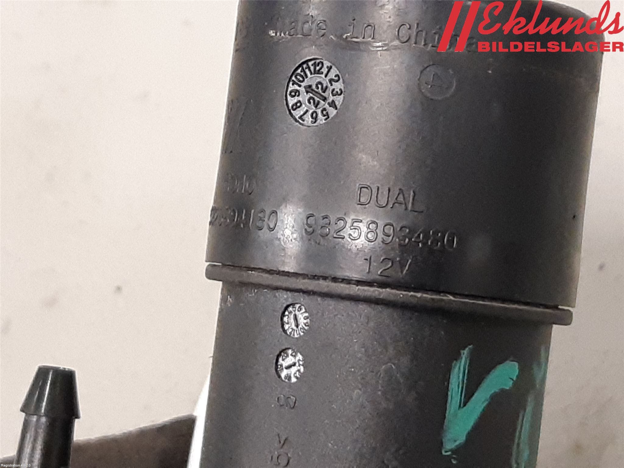 Opel MOKKA 21- Spolarpump Vindruta