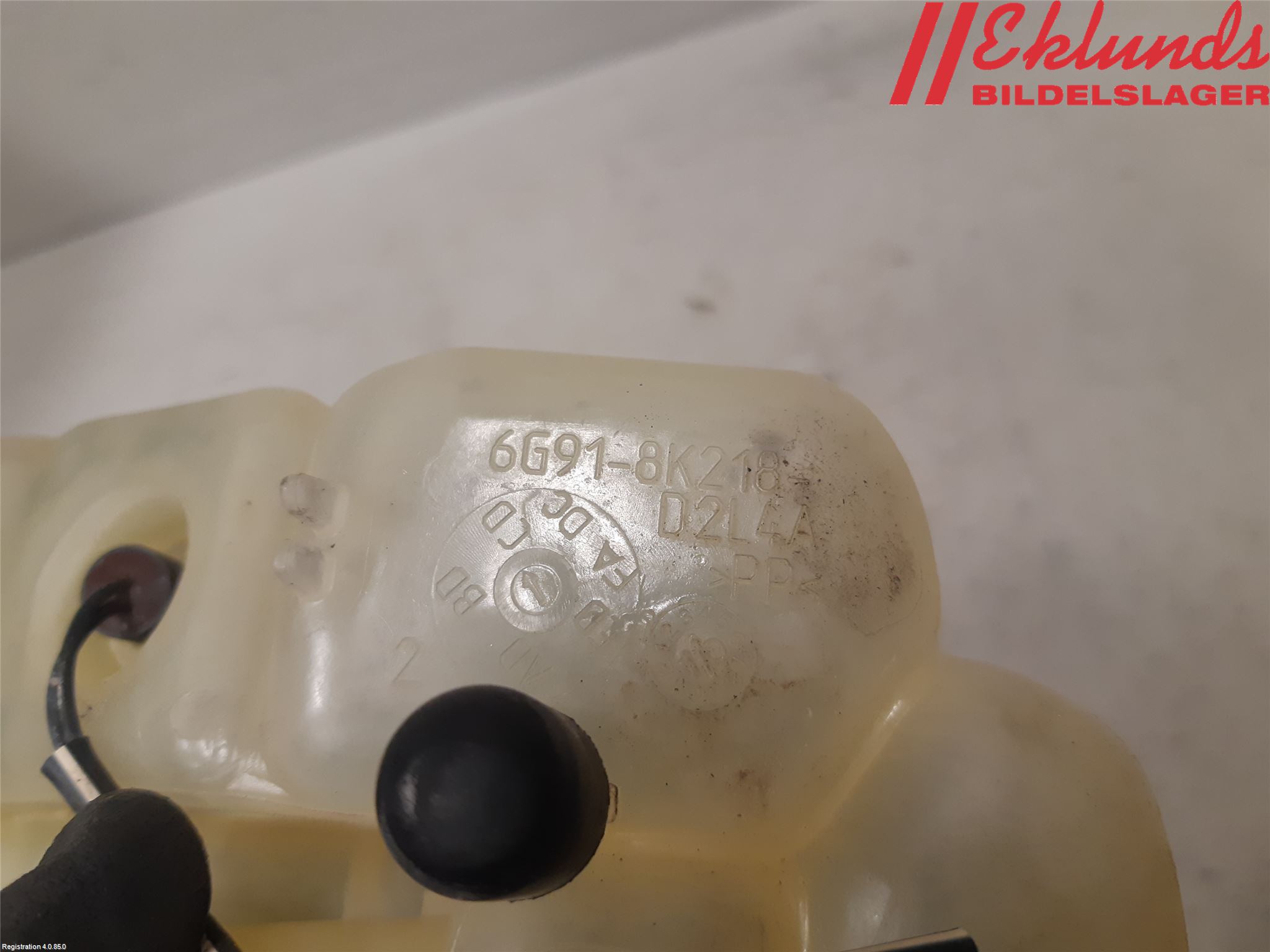 Volvo V70 08-13 Expansionstank