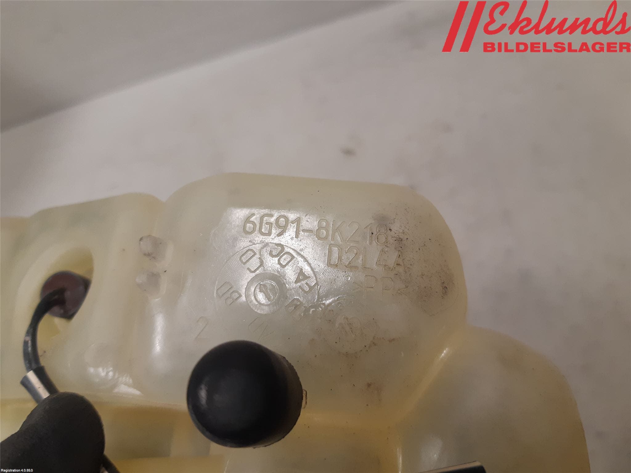 Volvo V70 08-13 Expansionstank