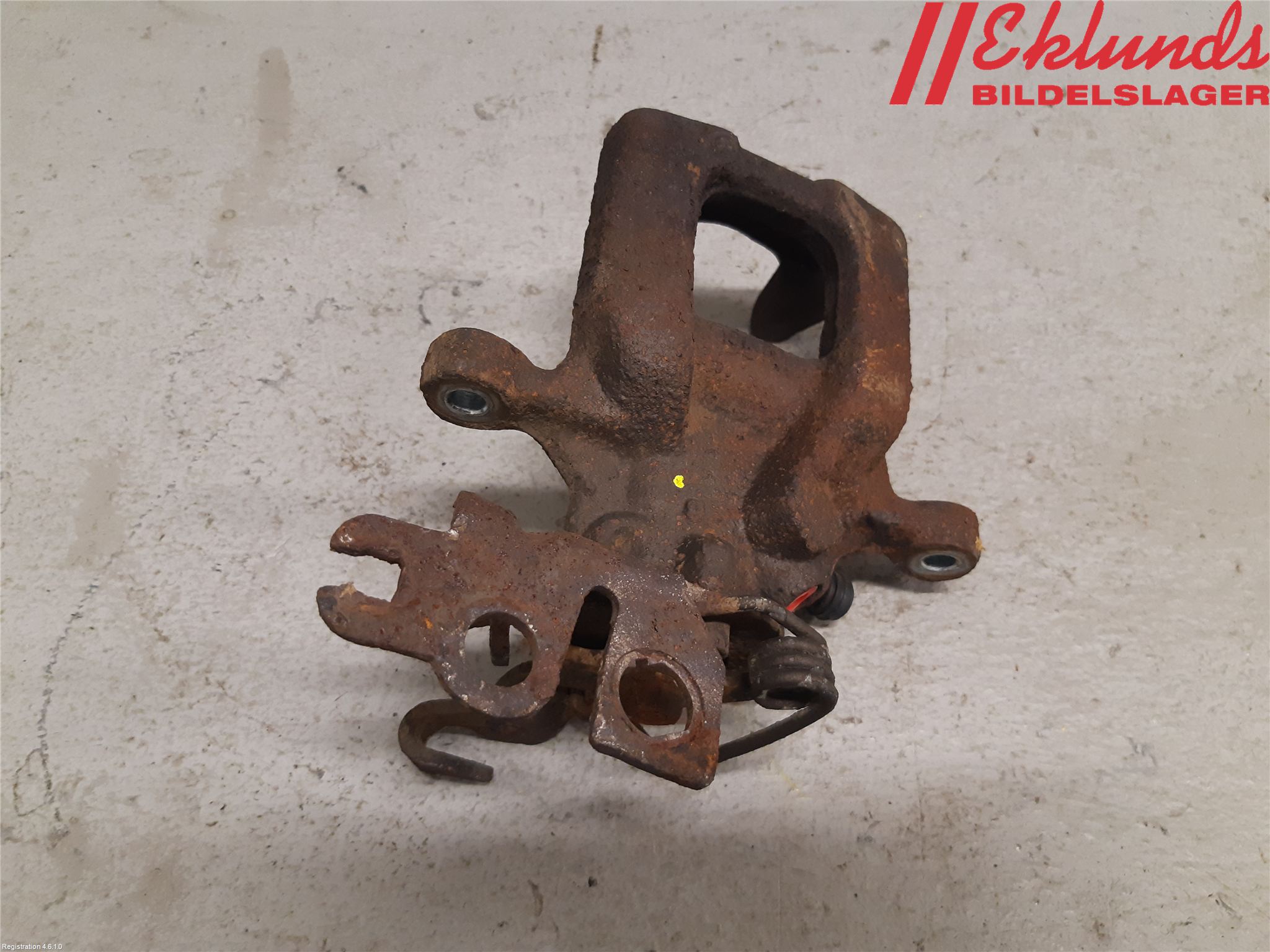 Volkswagen VW CADDY 11-15 Bromsok Bak Höger