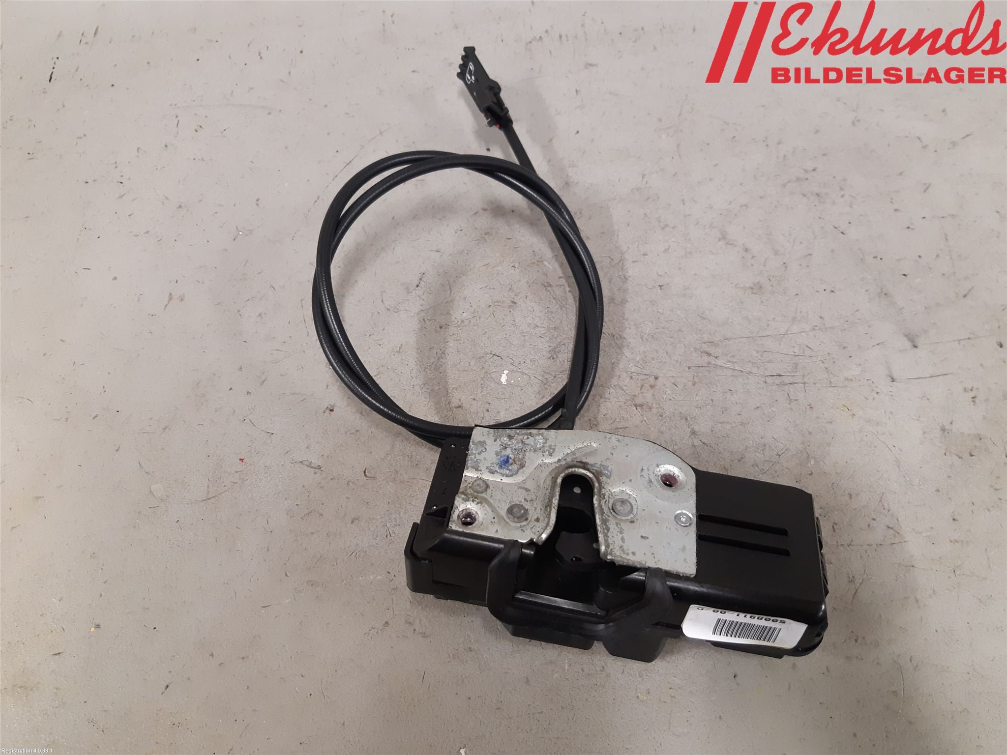 Tesla MODEL S 13- Låskista-Dörrlås