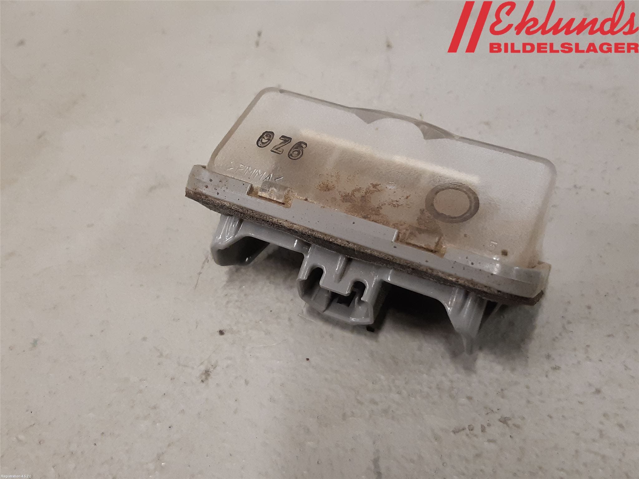 Toyota RAV4 19- Skylt Belysning