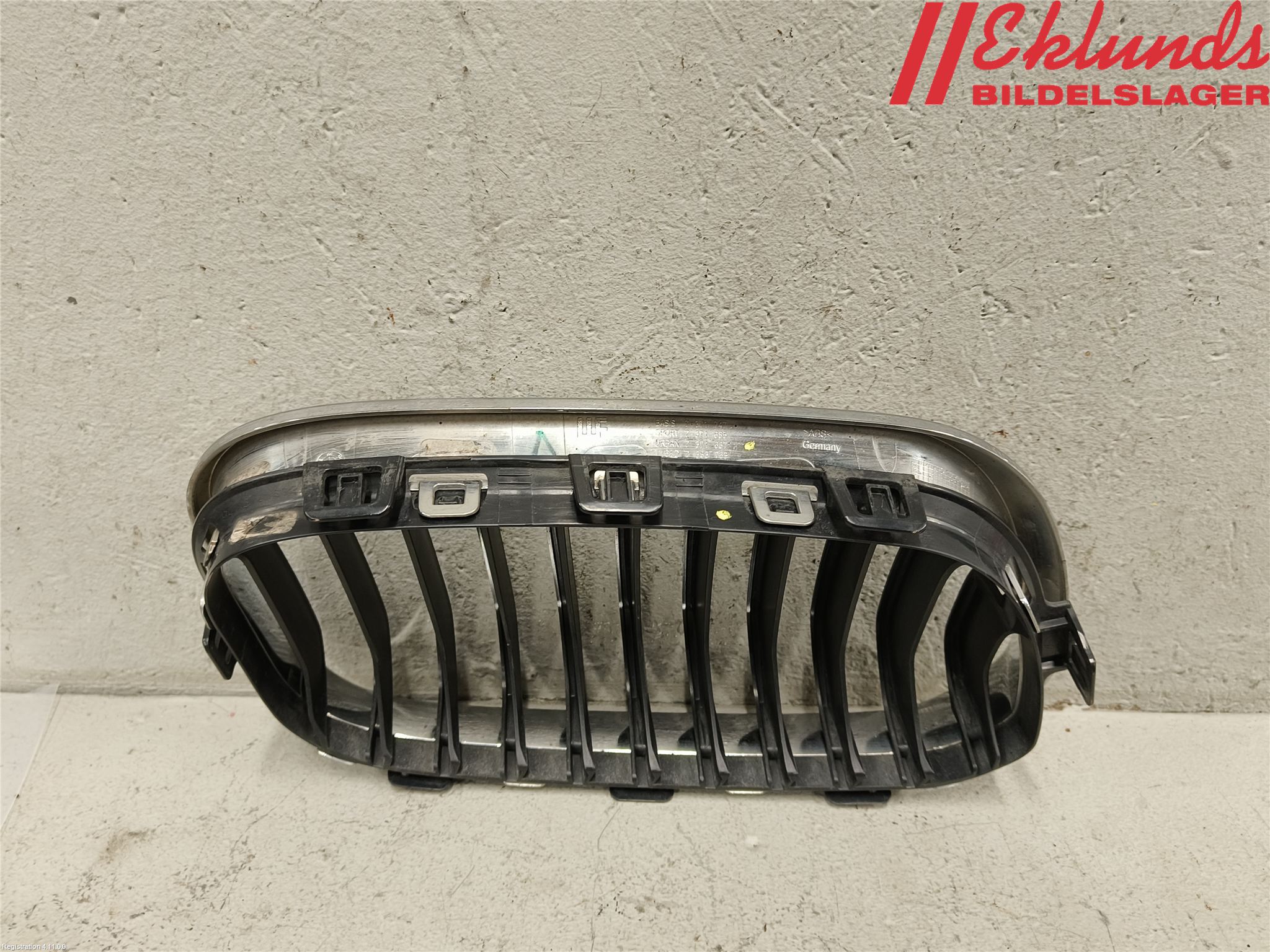 BMW 1 F20/F21 11-19 Grilldel Mitt