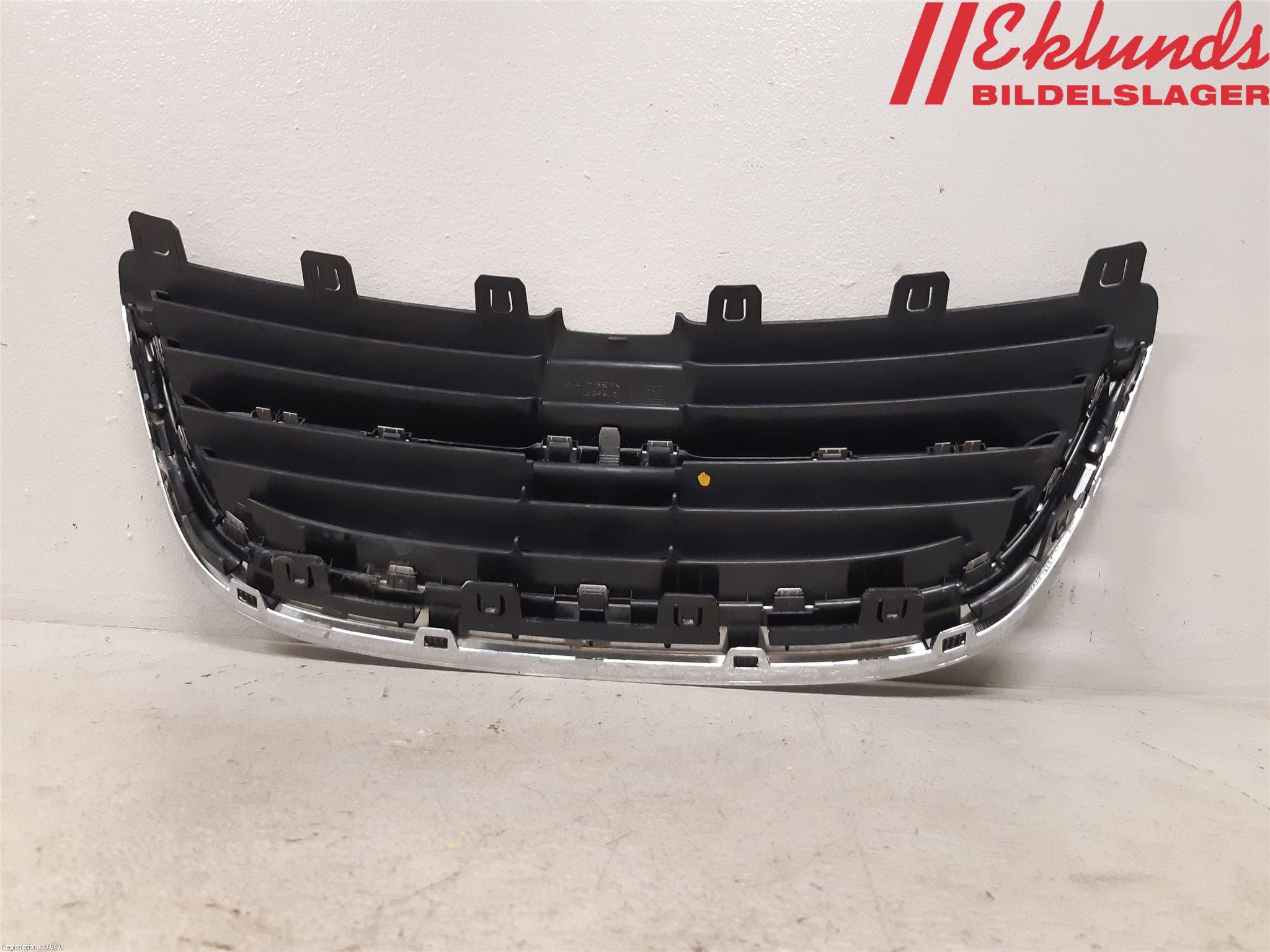 Saab 9-5     06-10 Grilldel Mitt