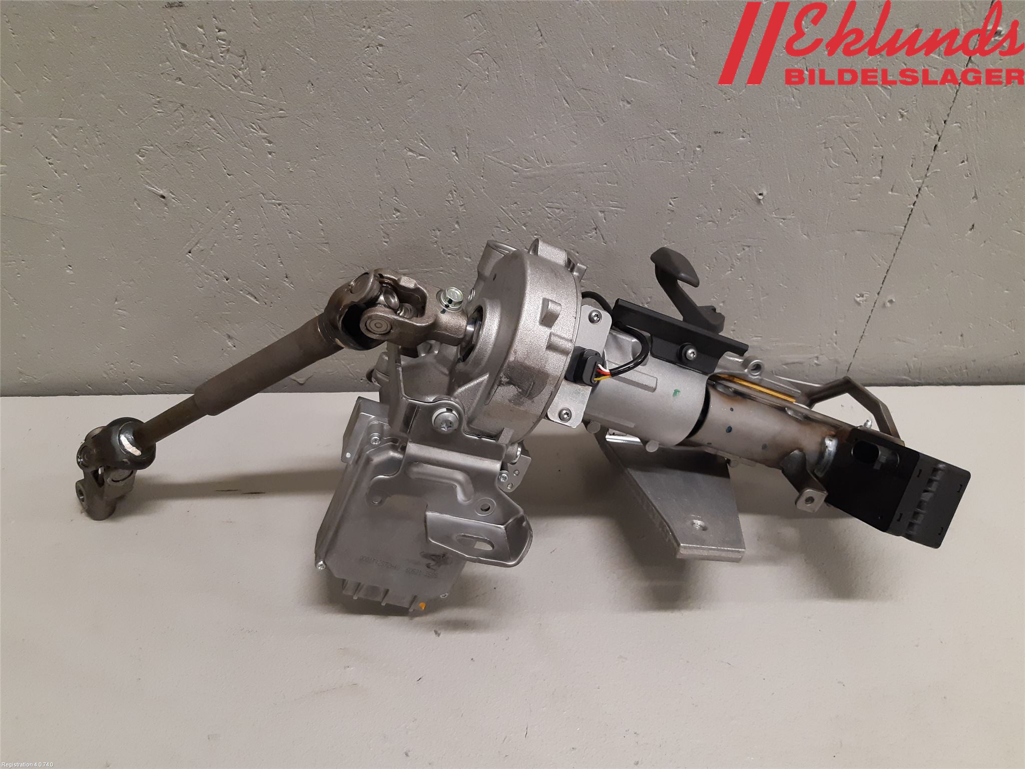 Renault CAPTUR 13-19 Rattaxelagg Med Inb Servo