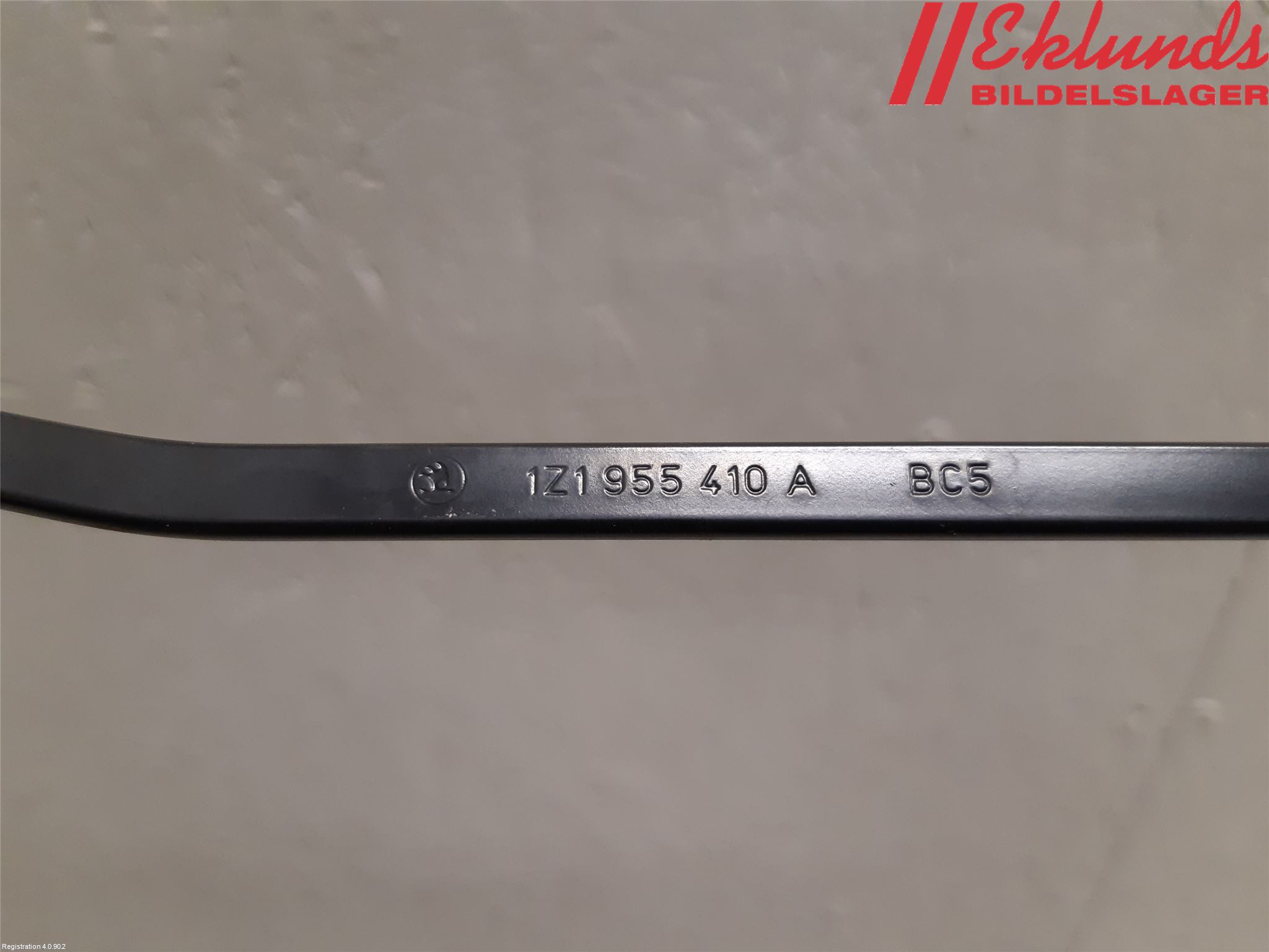 Skoda OCTAVIA (1Z) 05-13 Torkararm Armar Vindruta