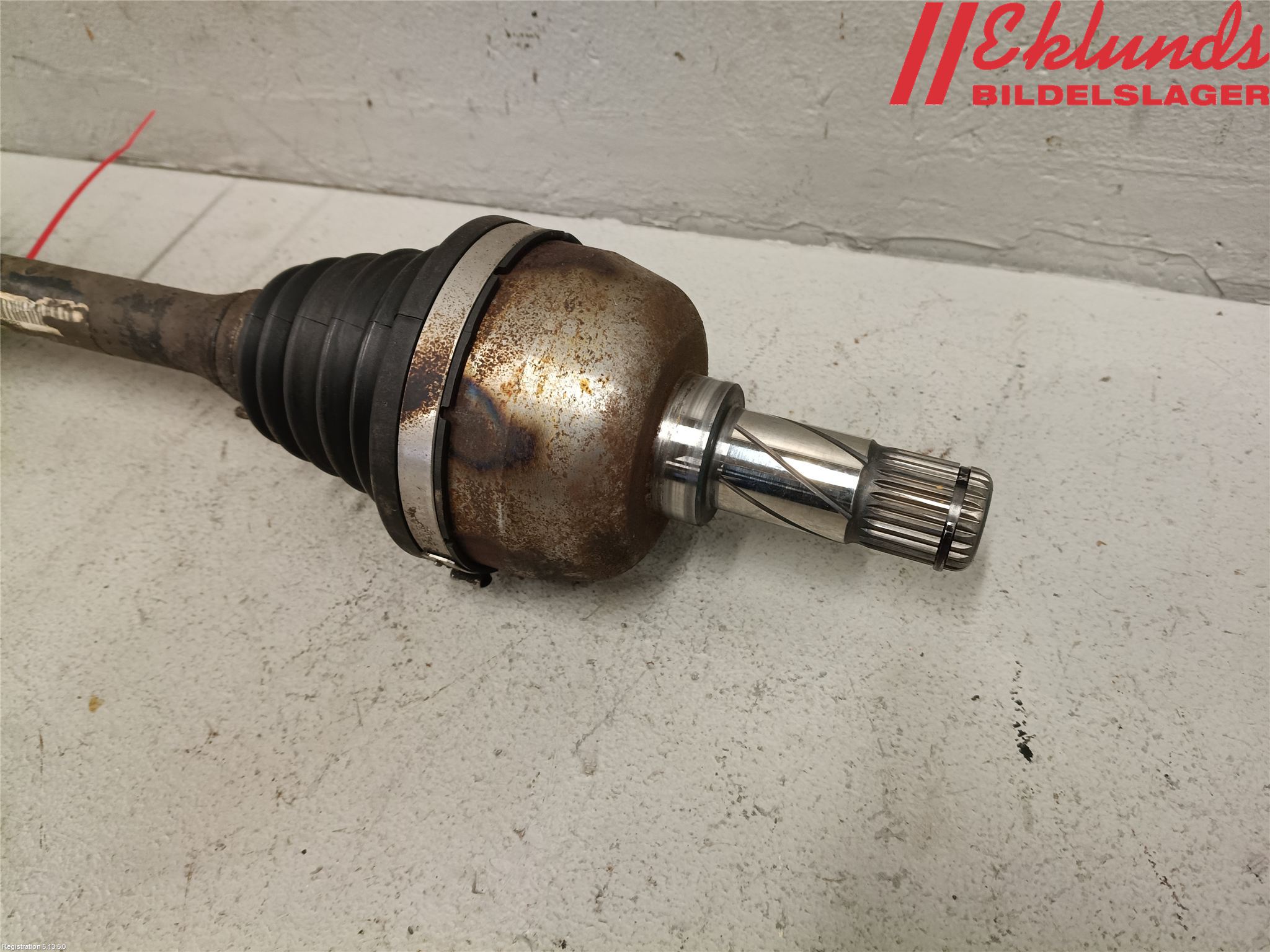 Volvo XC70 01-04 Drivaxel Fram Vänster