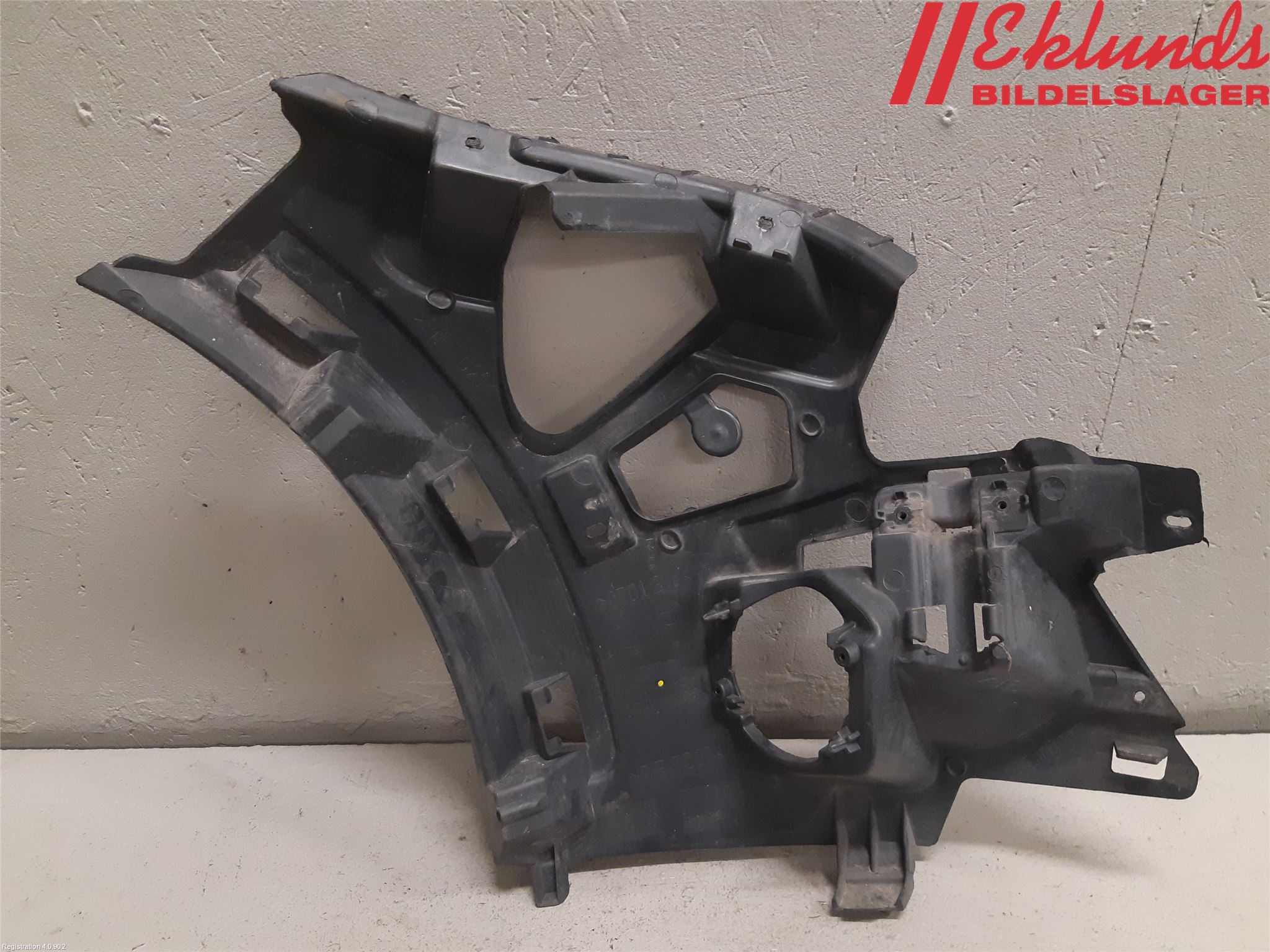 Renault MEGANE III 09-15 Stötfångarfäste Fram Vä