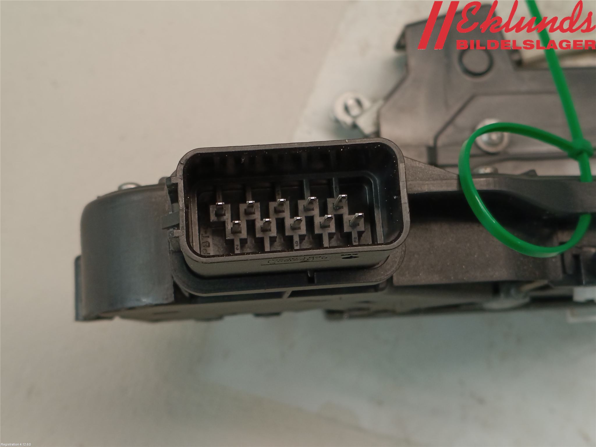 Volvo XC60 14-17 Låskista-Dörrlås