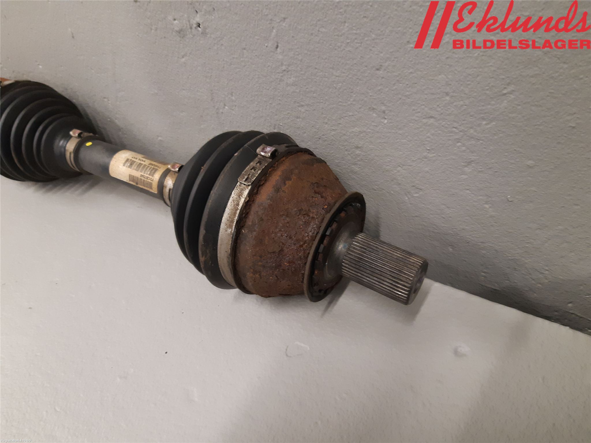 Volvo V60 14-18 Drivaxel Fram Höger