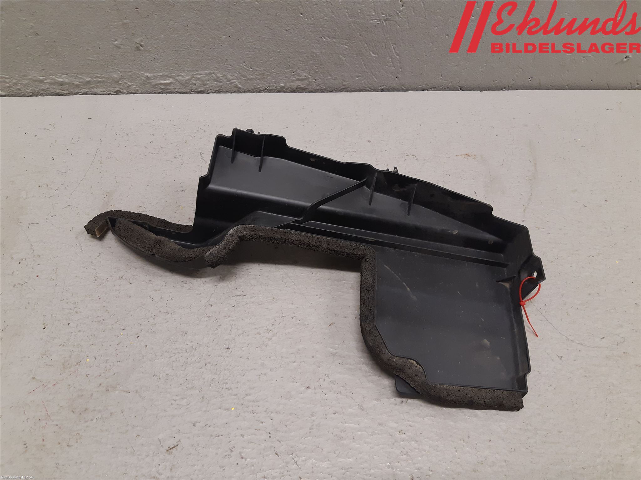 Toyota AURIS 13-19 Deflektor Plåt-Plast Kylning