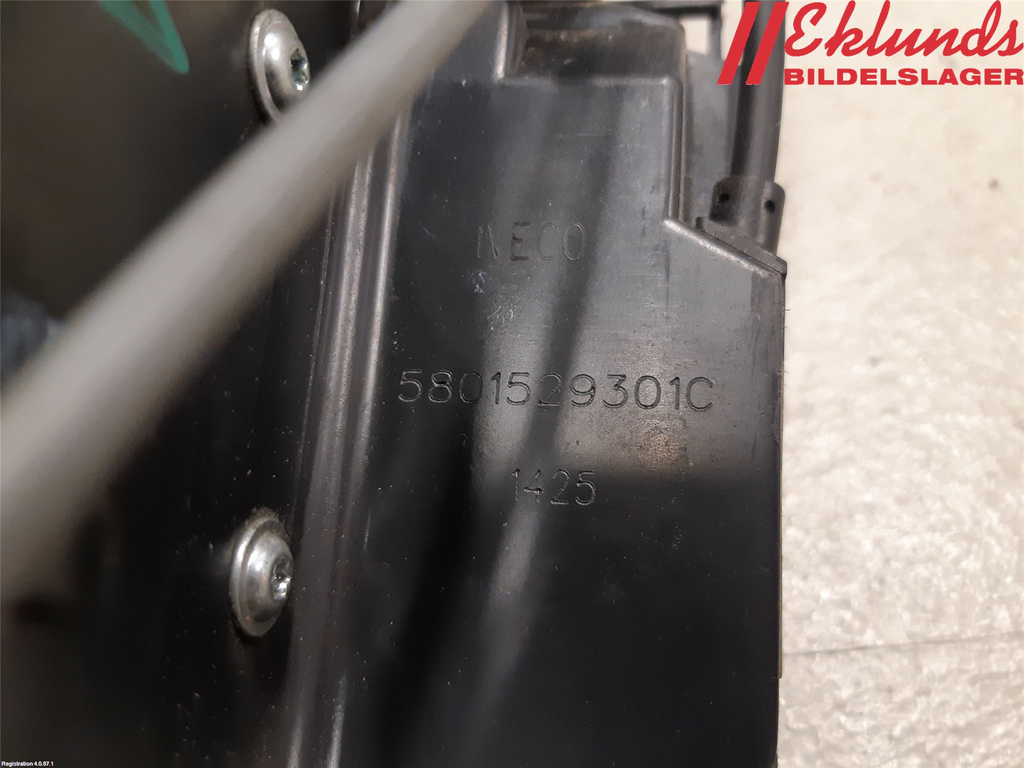 Iveco DAILY 14->> Låskista-Dörrlås