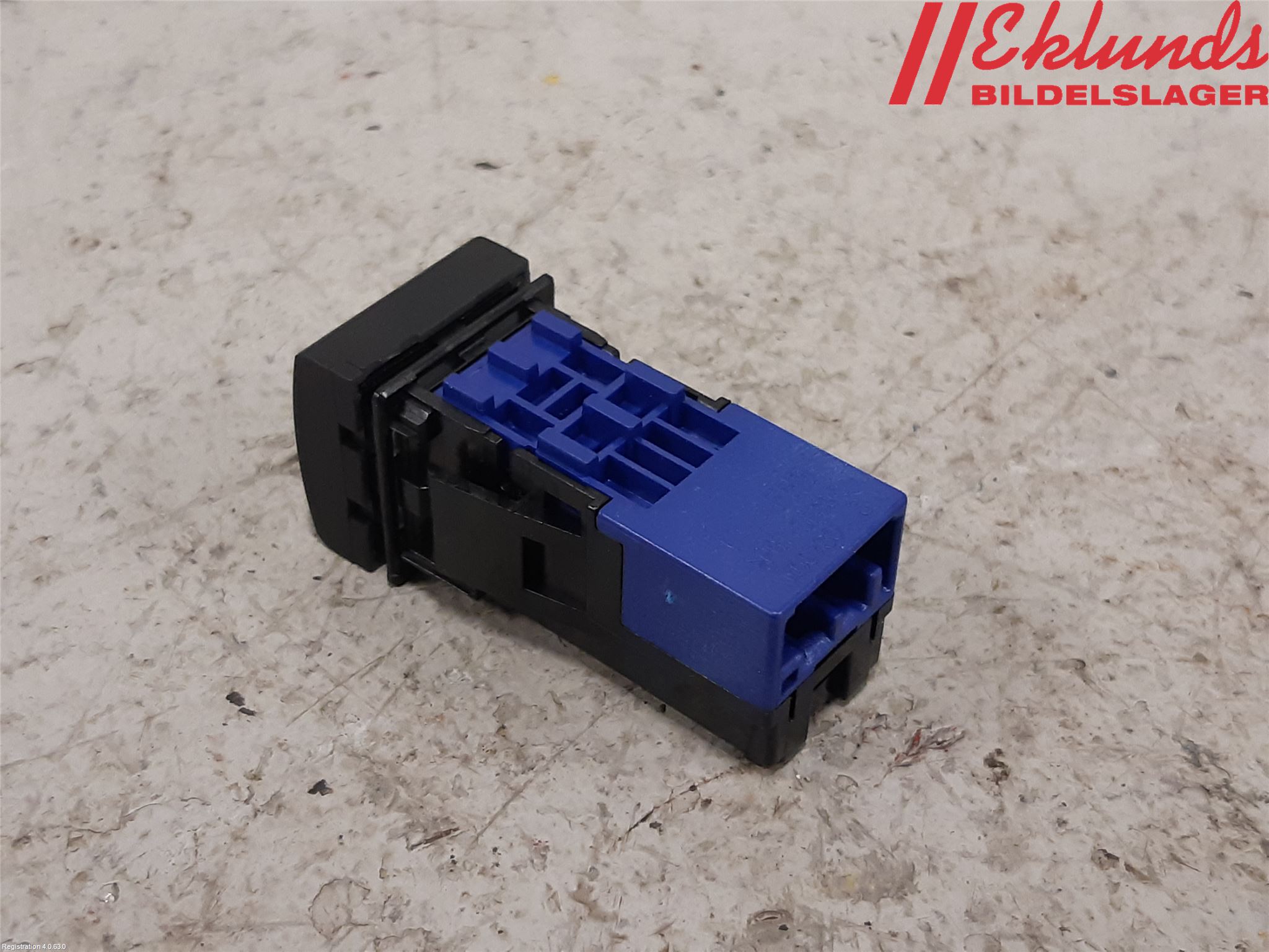 Toyota COROLLA 19- Strömställare Övrigt