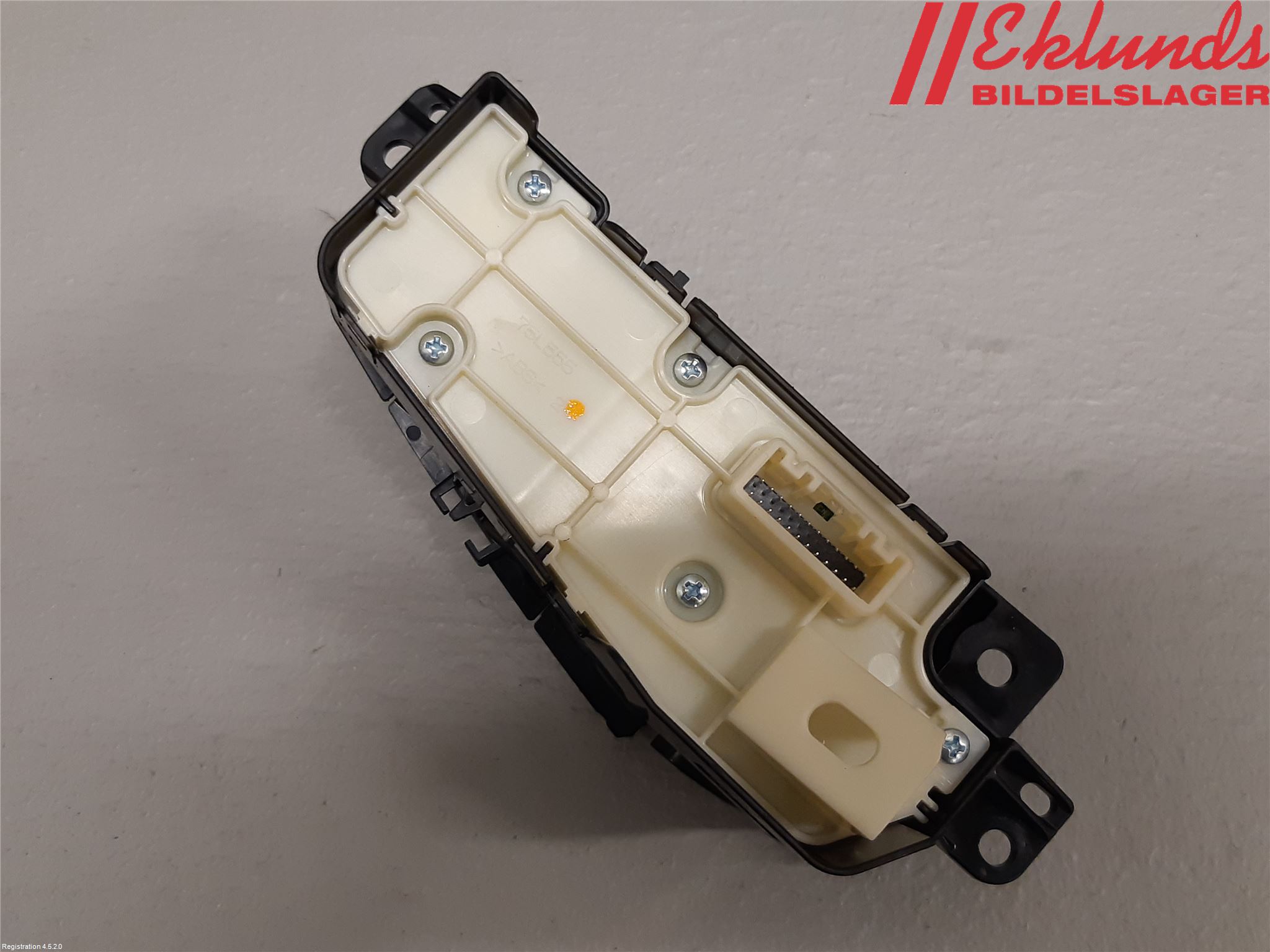 Toyota RAV4 19- Strömställare Multifunktion