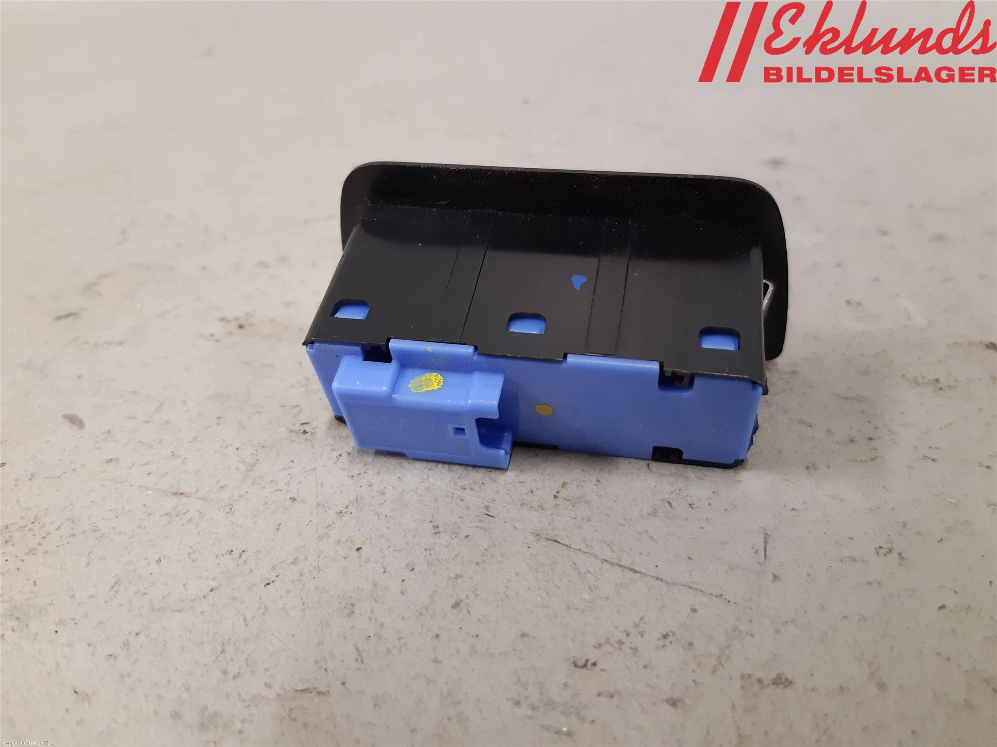 BMW 5 F10/F11/F18 09-17 Strömställare Baklucka