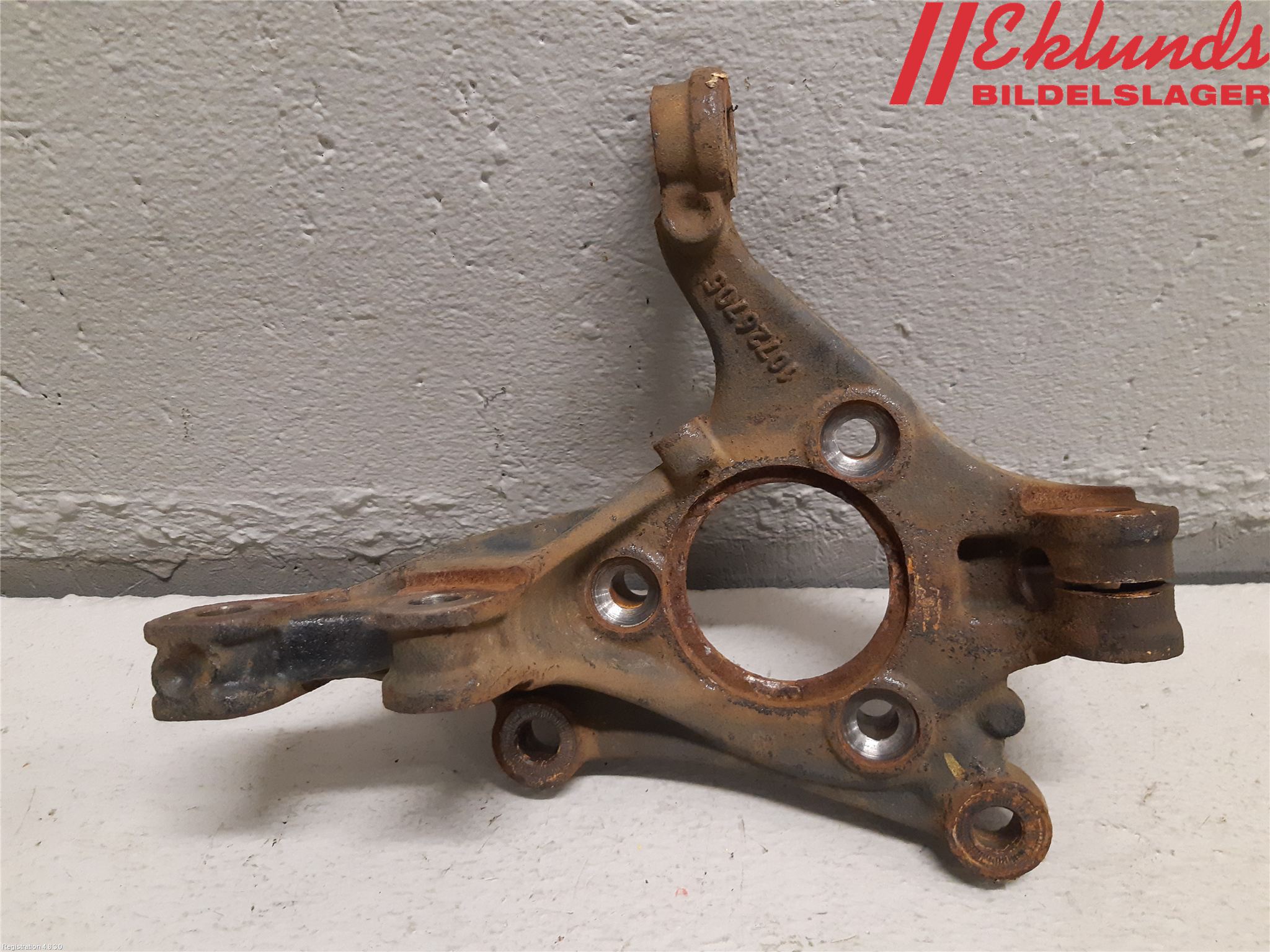 MG ZS EV 20- Styrspindel Lagerhus Hö