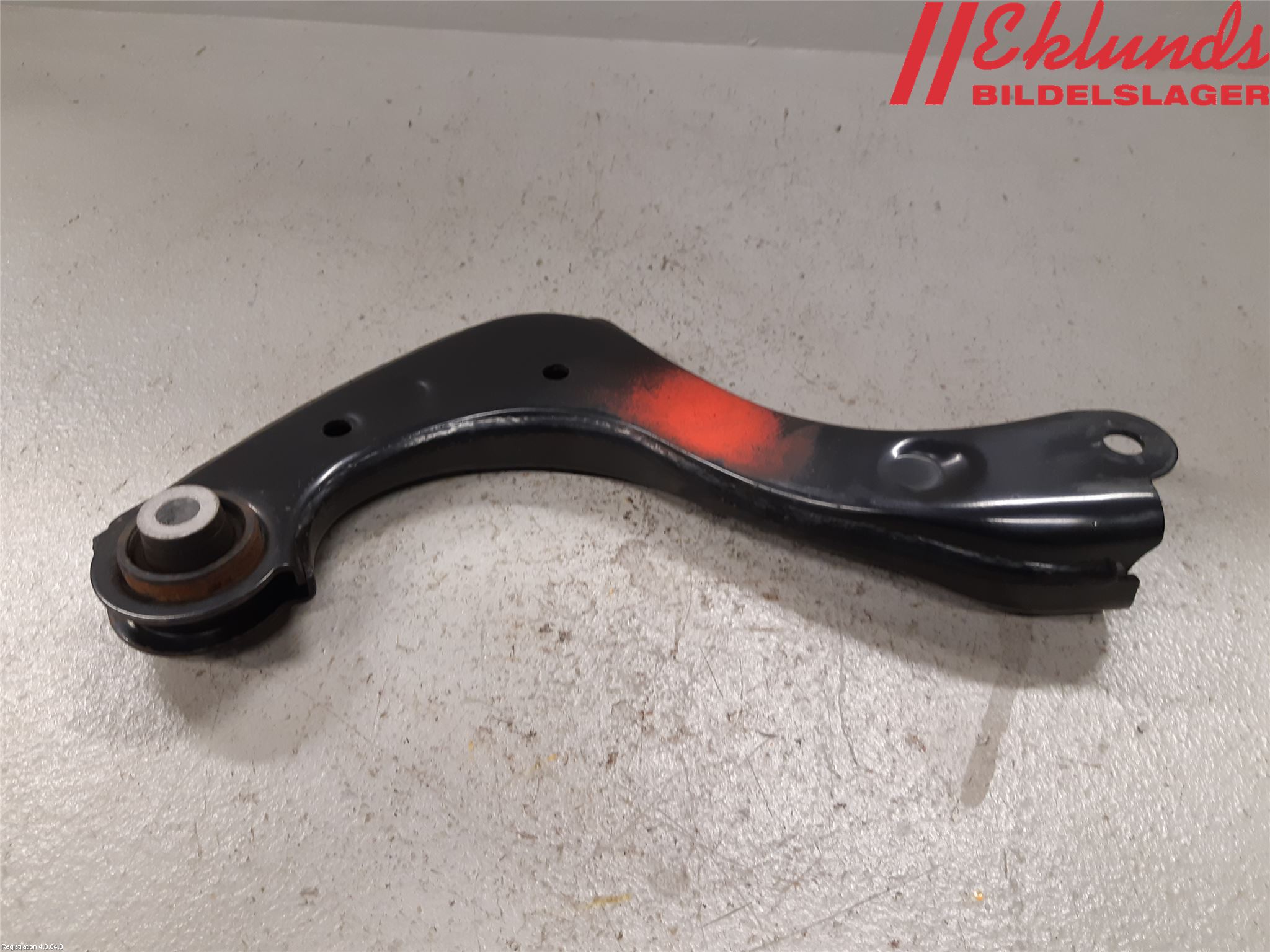 Lexus UX/300e 19- Bärarm Bak Övre Vänster