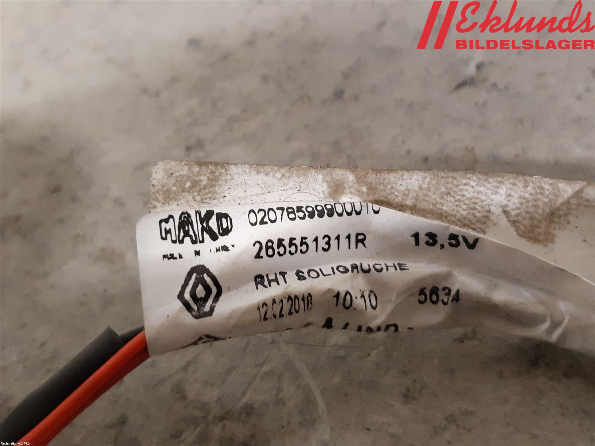 Renault CLIO IV 16-19 Bakljus Lucka Vä