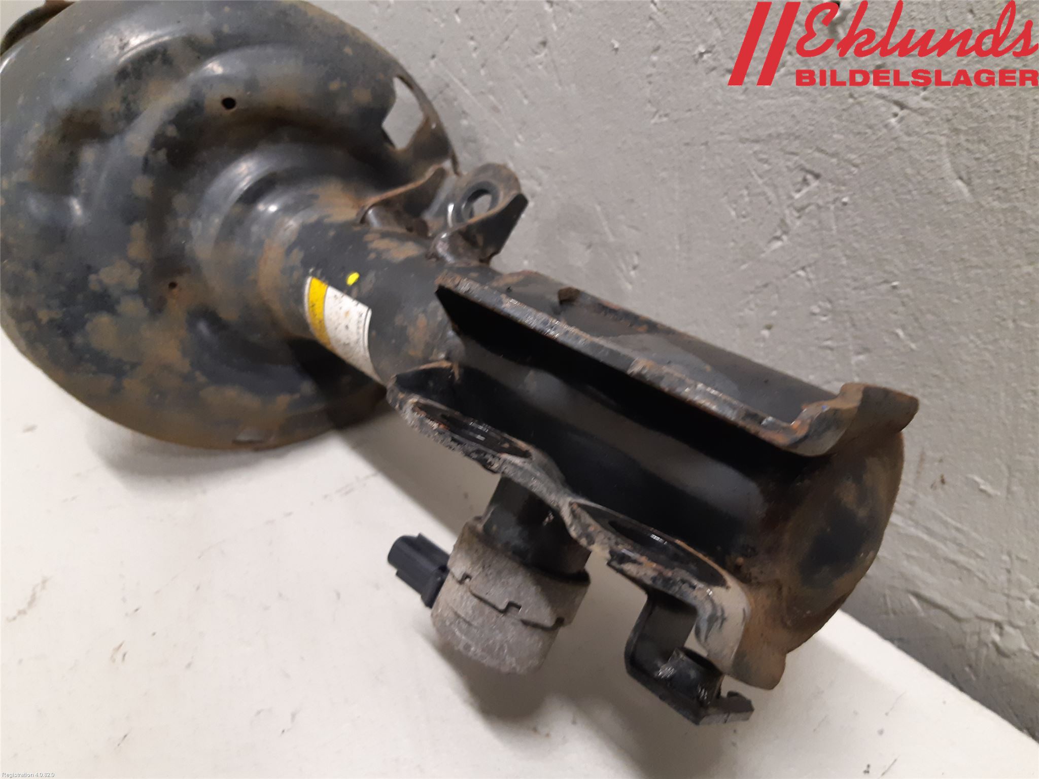 Toyota COROLLA 19- Fjäderben Fram Höger