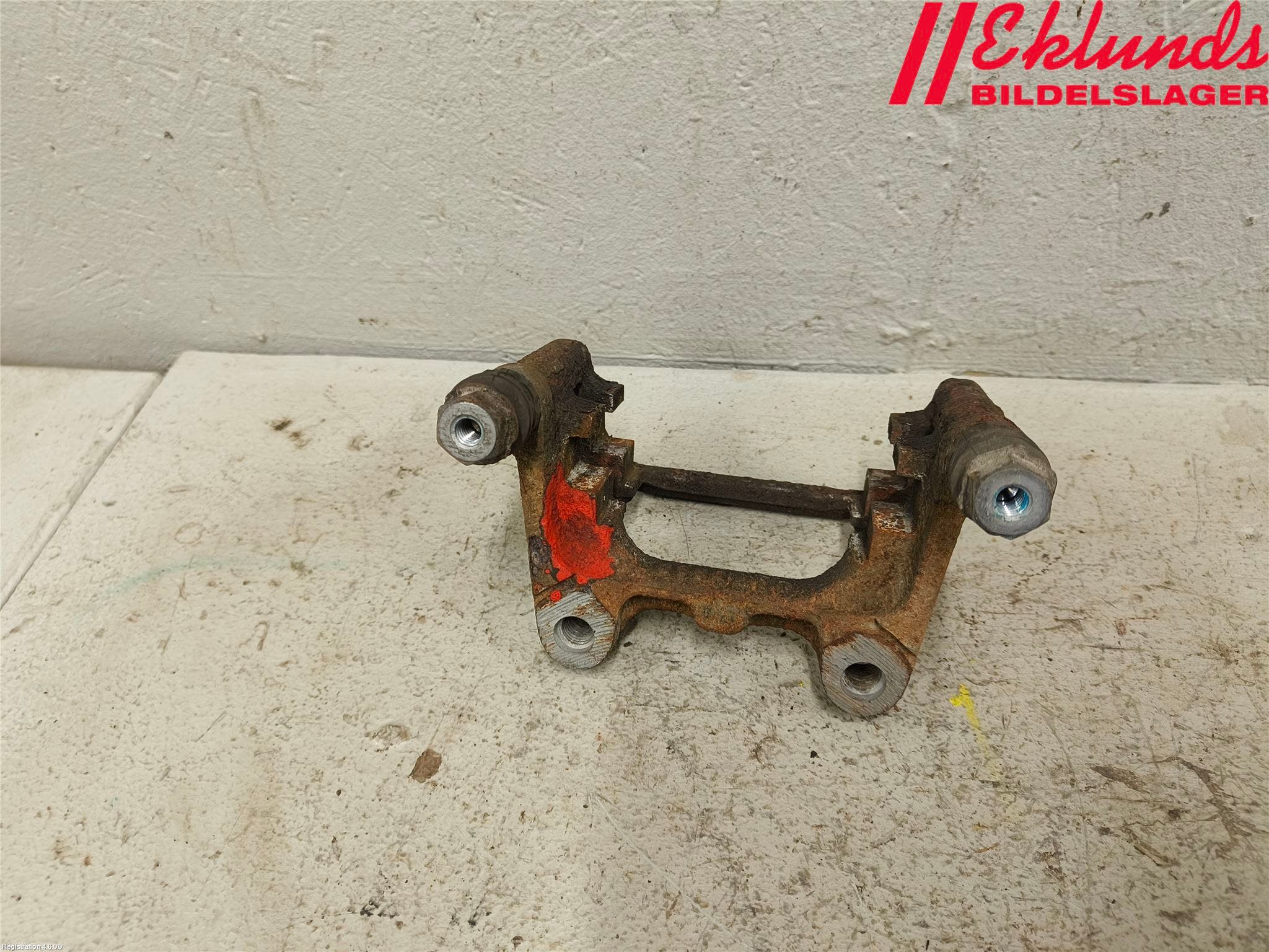 Volkswagen VW CADDY 16-20 Bromsokshållare