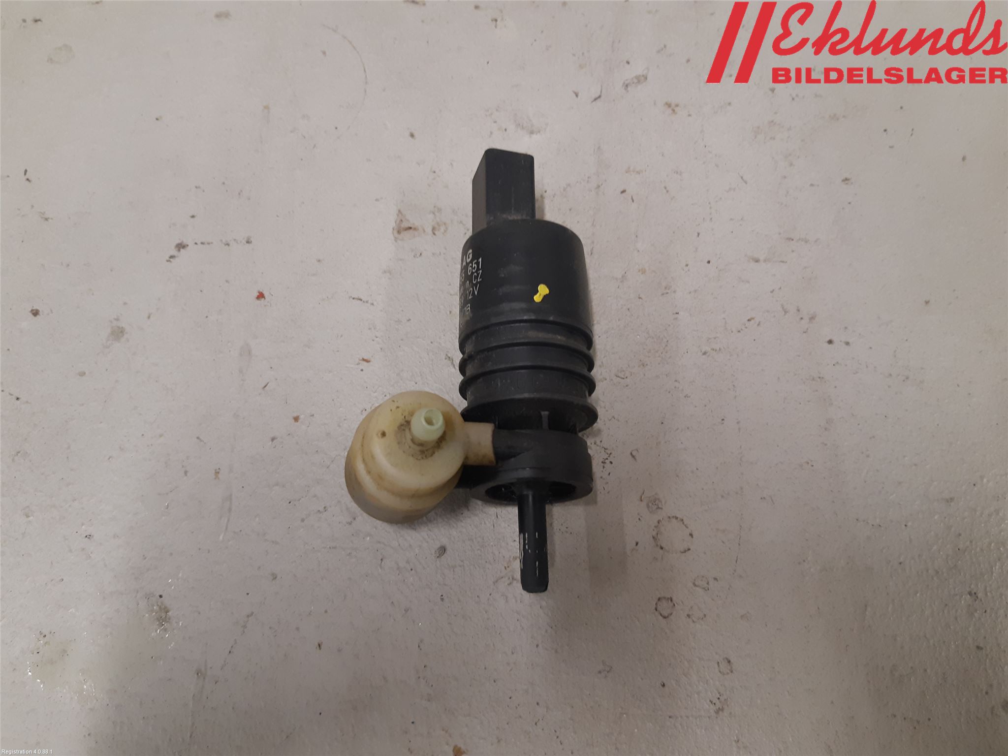Volkswagen VW PASSAT 11-14 Spolarpump Vindruta