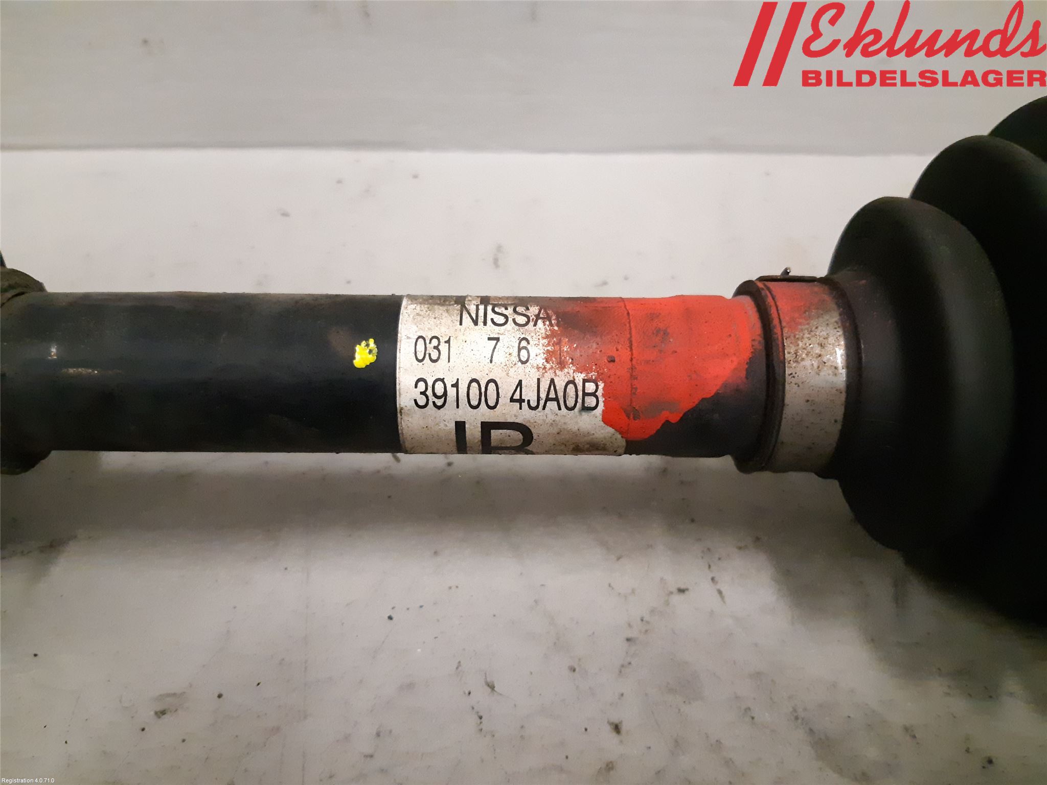 Nissan NAVARA, TREK-1 17-21 Drivaxel Fram Vänster