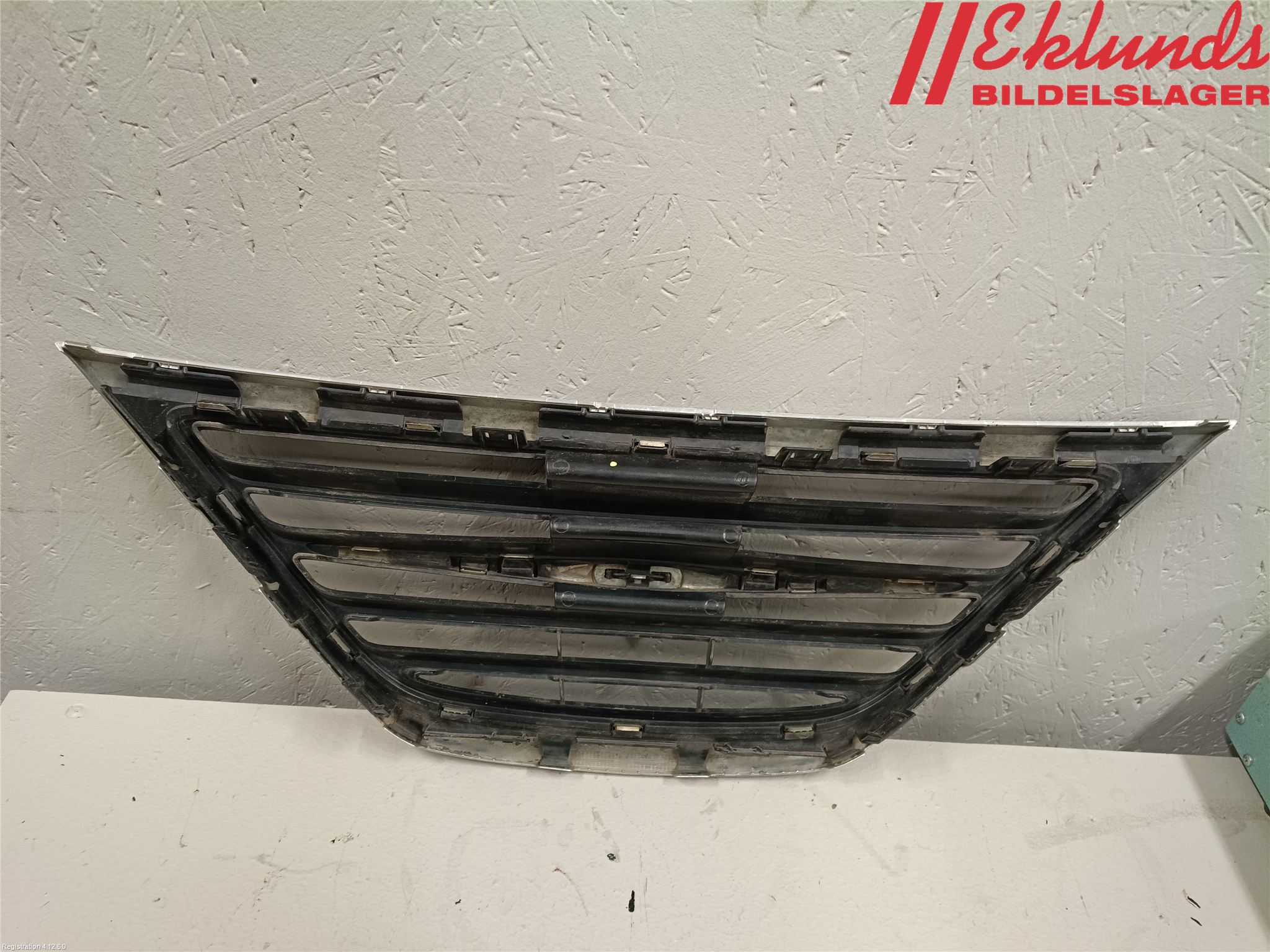 Saab 9-3 VER2/VER3 08-15 Grilldel Mitt