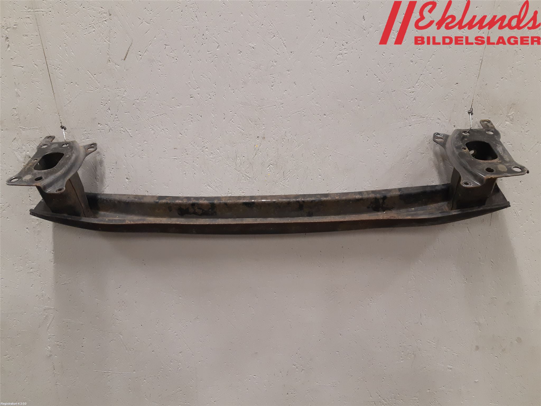 Volkswagen VW CADDY      04-10 Stötfångarbalk Bak