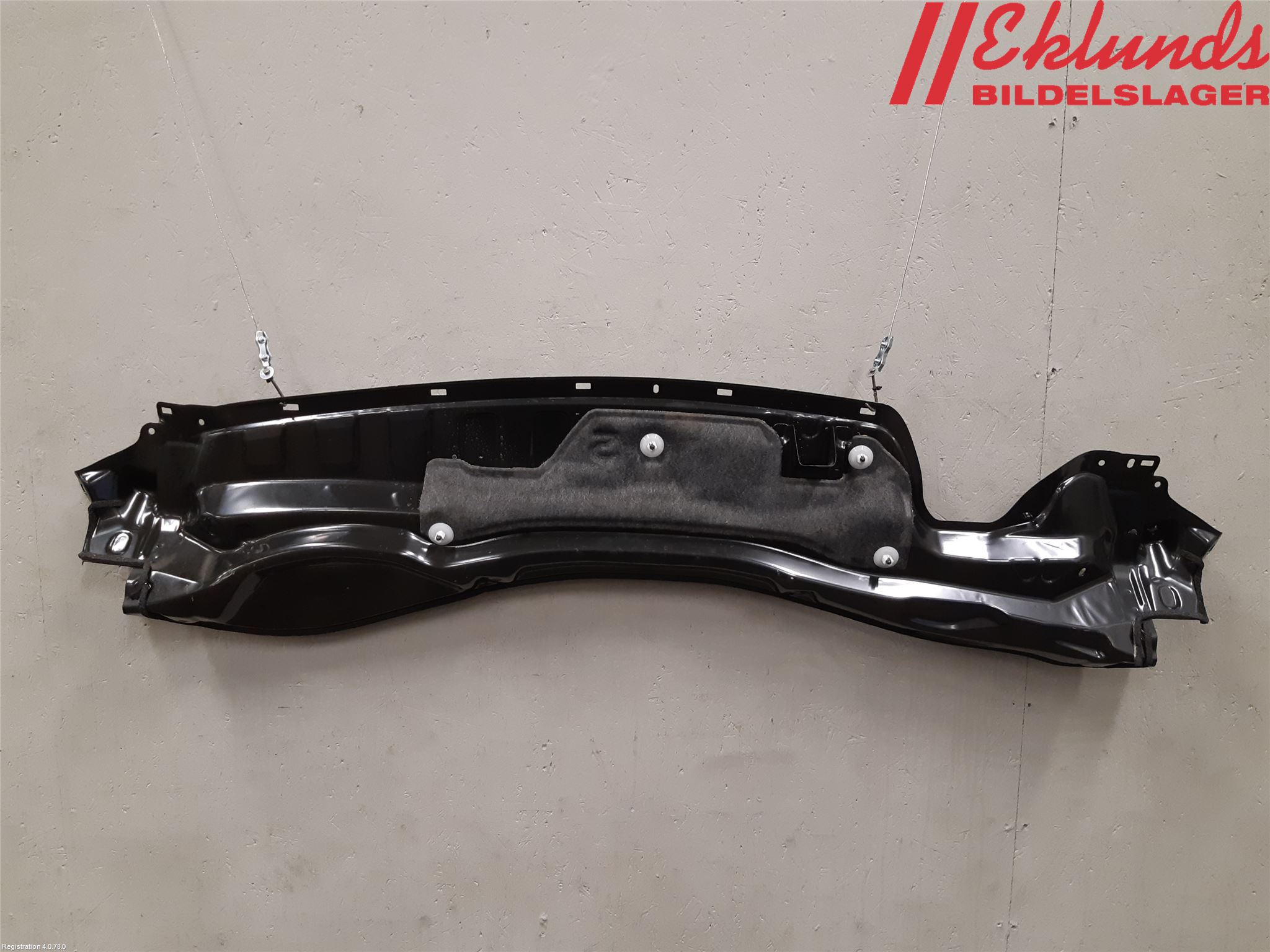 Toyota YARIS XP130 15-20 Frontplåt