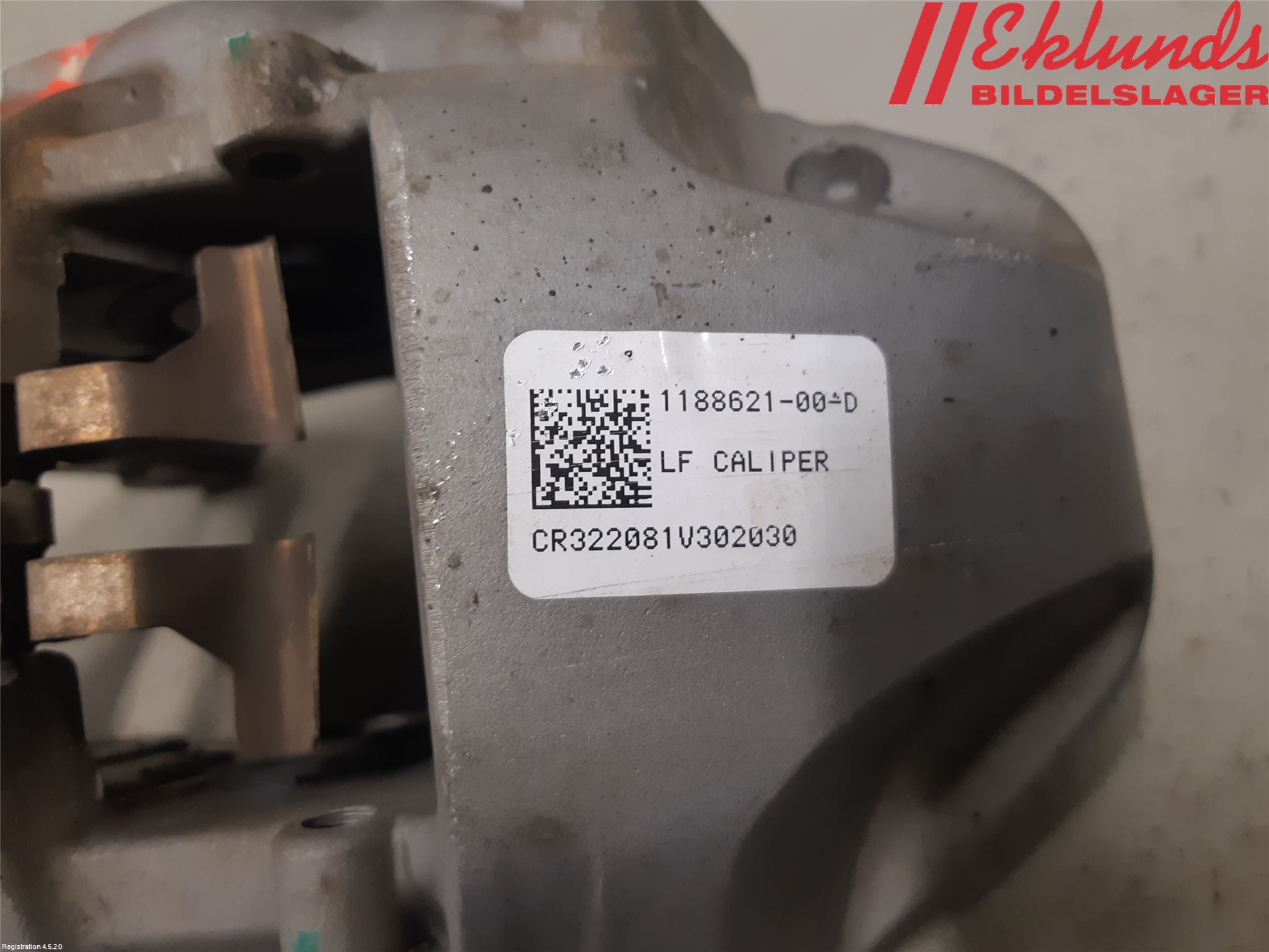 Tesla MODEL Y 21- Bromsok Fram Vänster