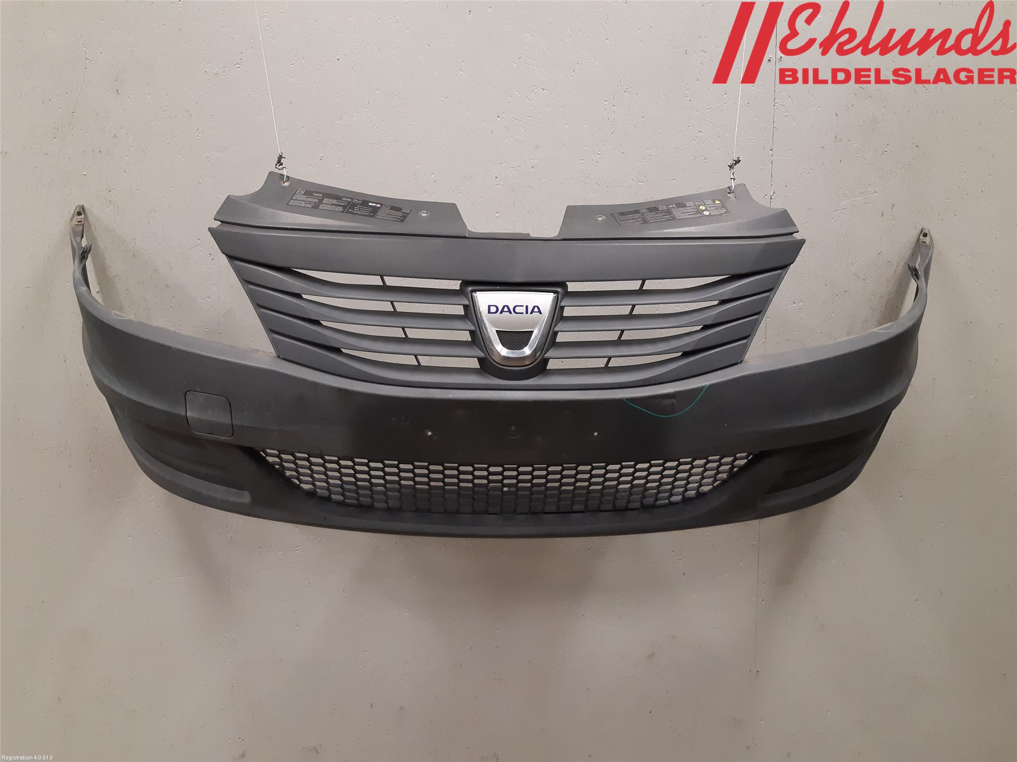 Dacia LOGAN MCV/STEPWAY Stötfångarbeklädnad Fram