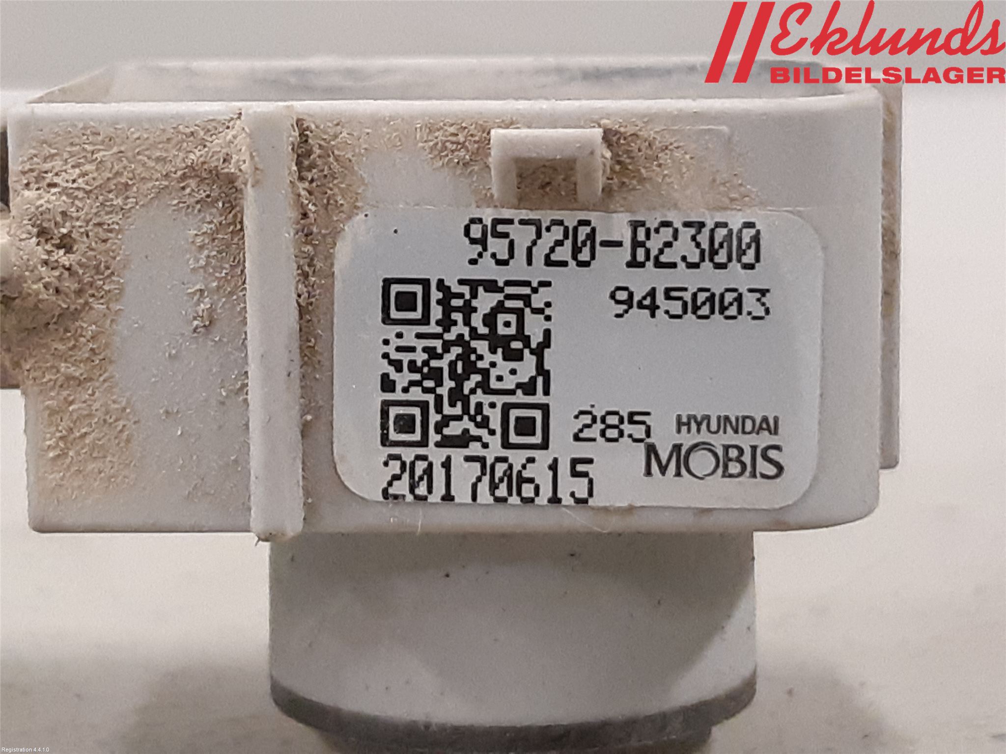 Kia SOUL 09- Parkeringshjälp Backsensor